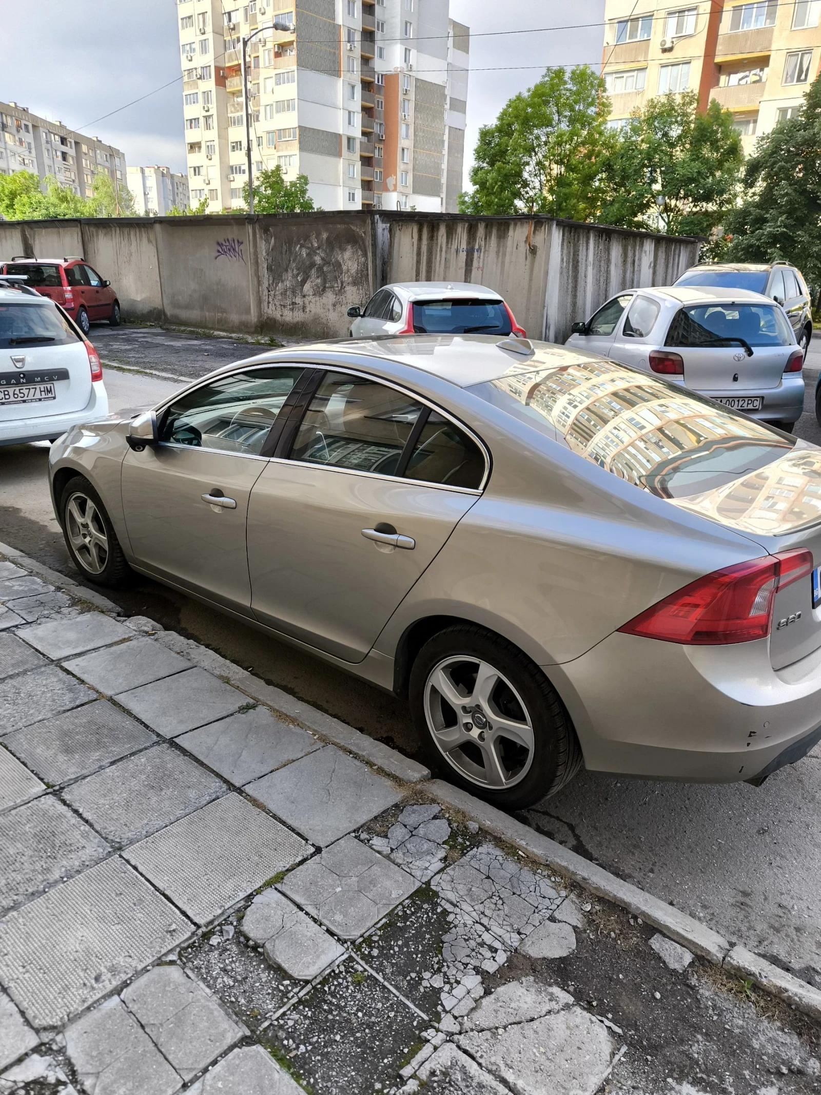 Volvo S60 3.0Т Т6 - изображение 4