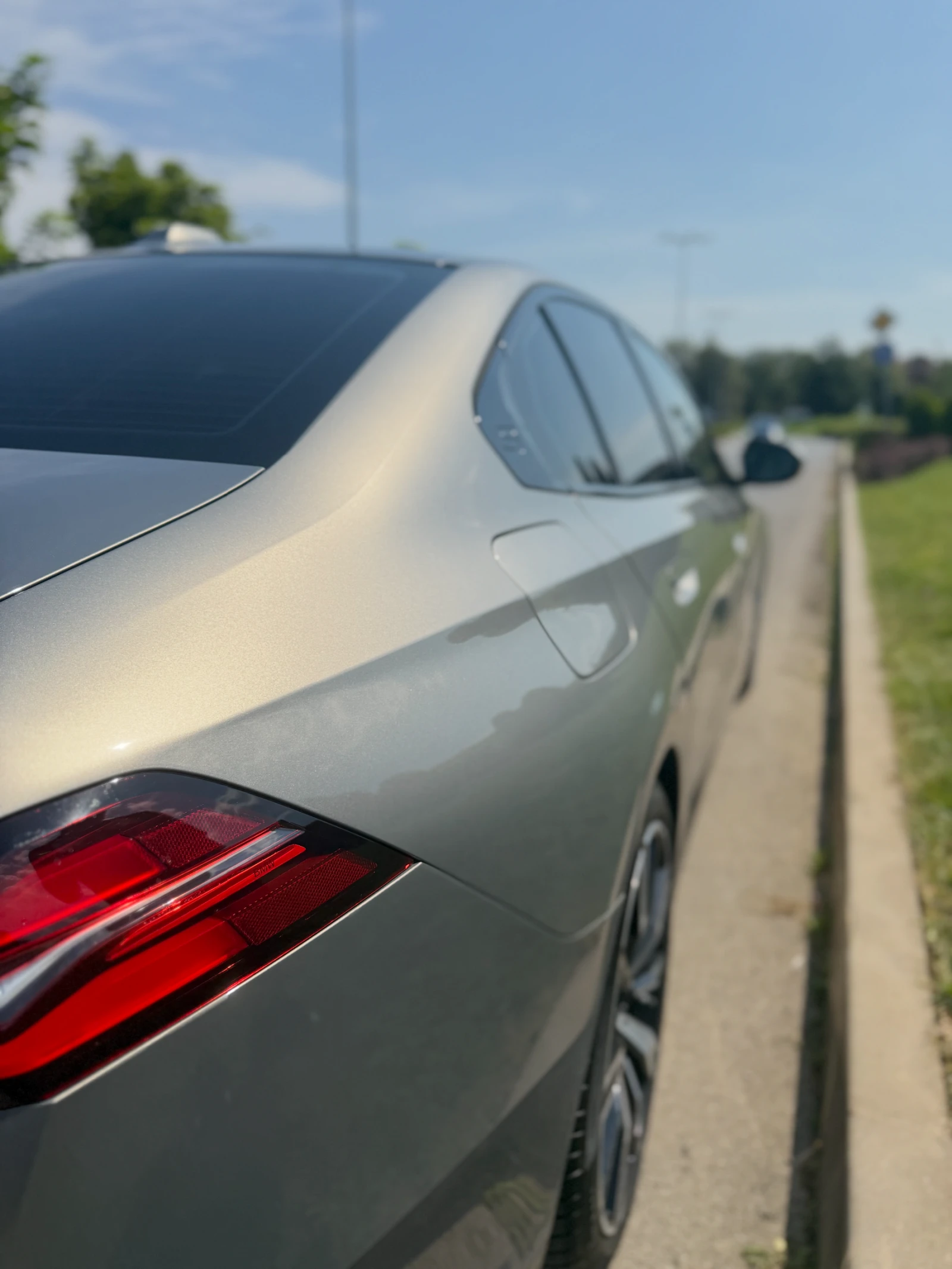 BMW 540  - изображение 6