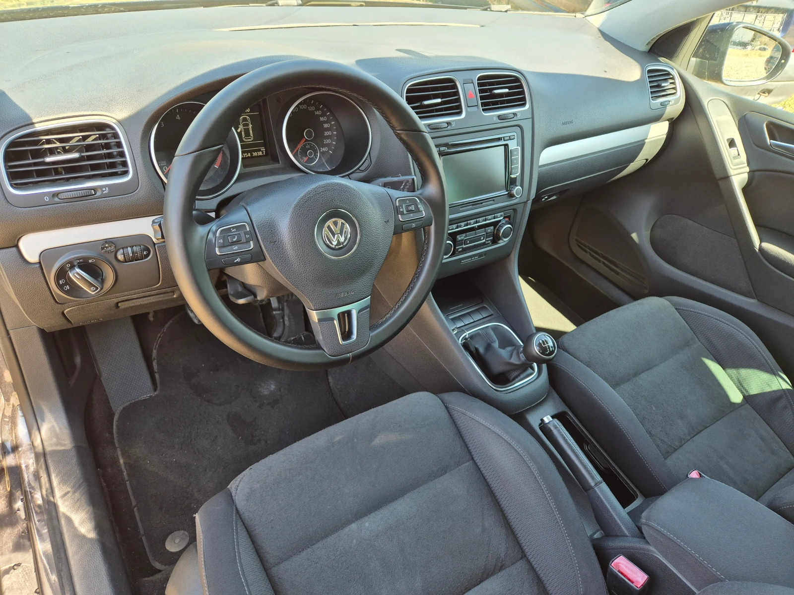 VW Golf 1.4 TSI-160kc | Mobile.bg   11