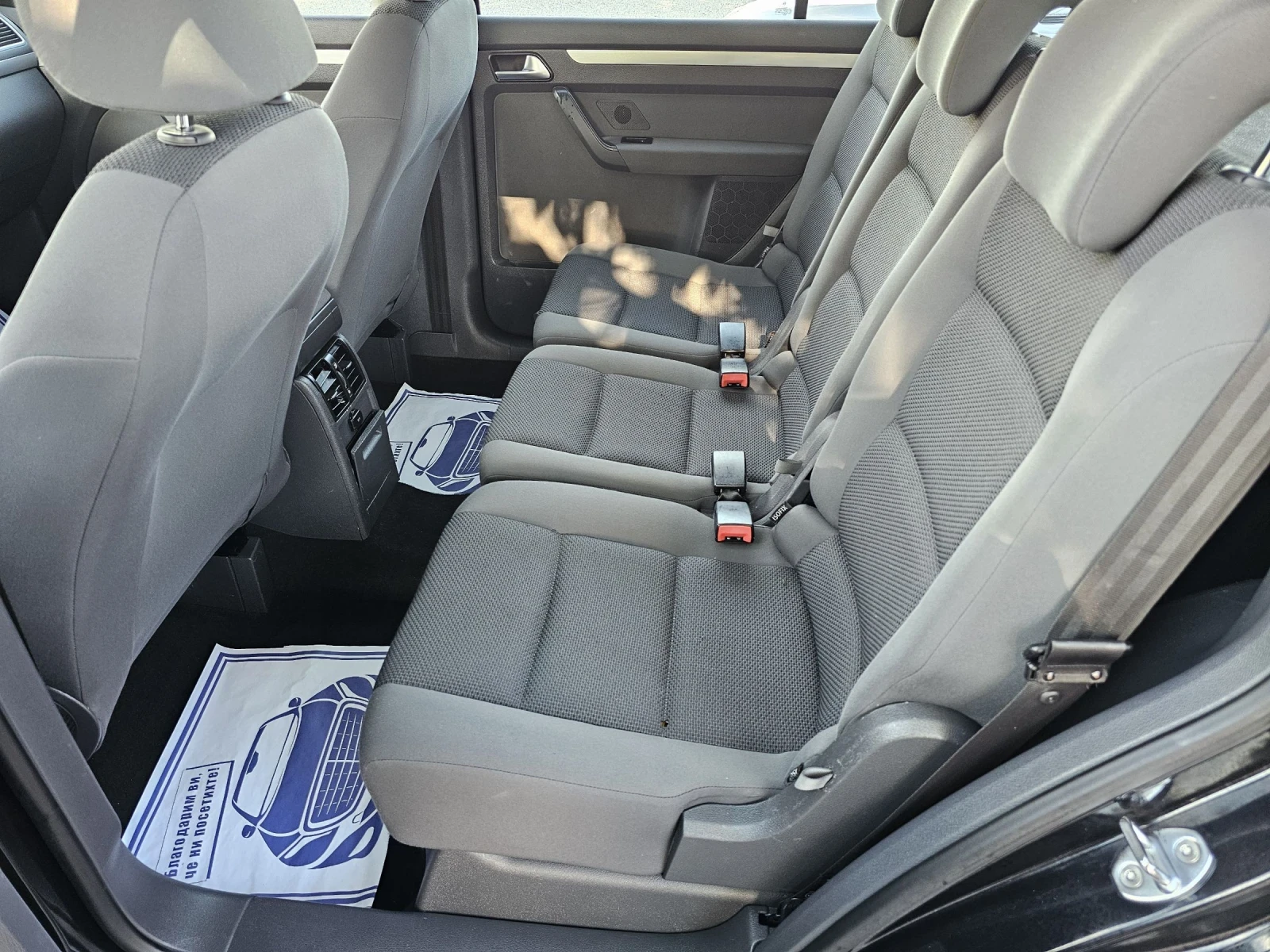 VW Touran 1.6tdi 105k.c 6 skorosti Navi Led | Mobile.bg   15