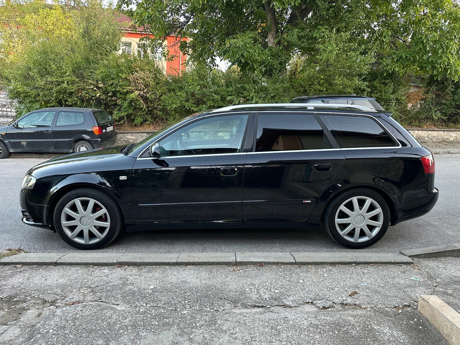 Audi A4 2.0TDI S-Line - изображение 4