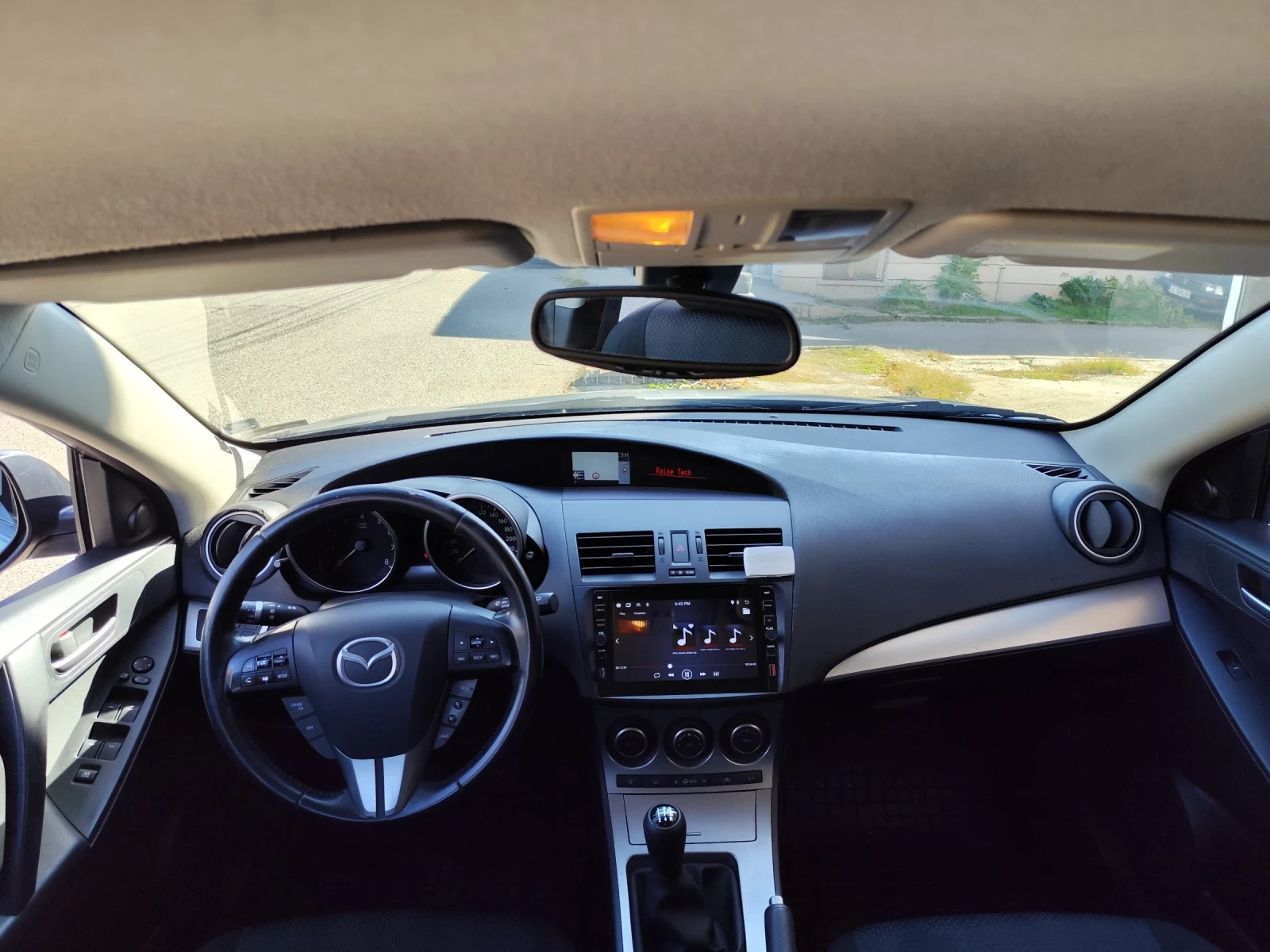 Mazda 3 1.6i | Mobile.bg � ����������� 12