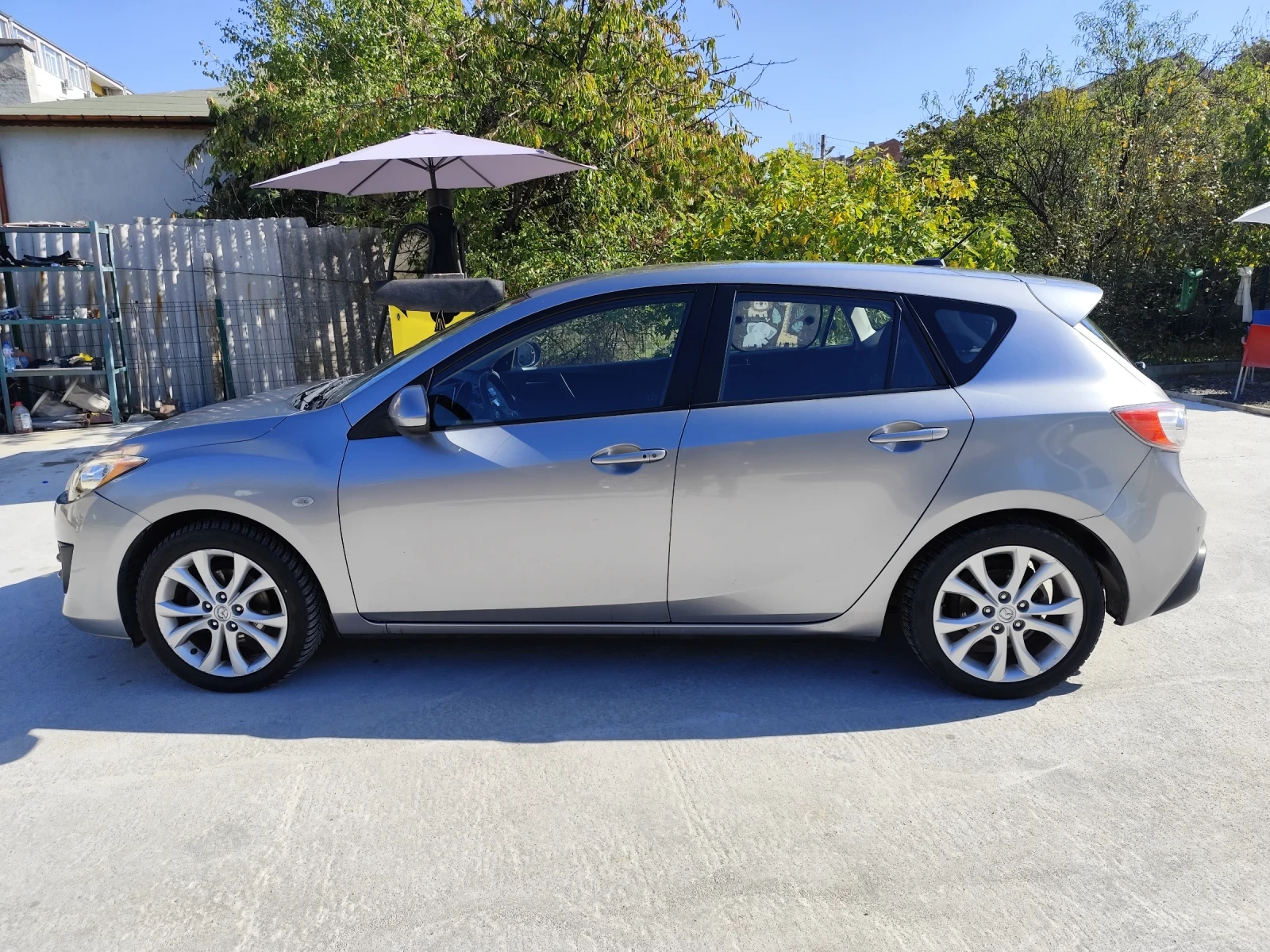 Mazda 3 1.6i - изображение 2