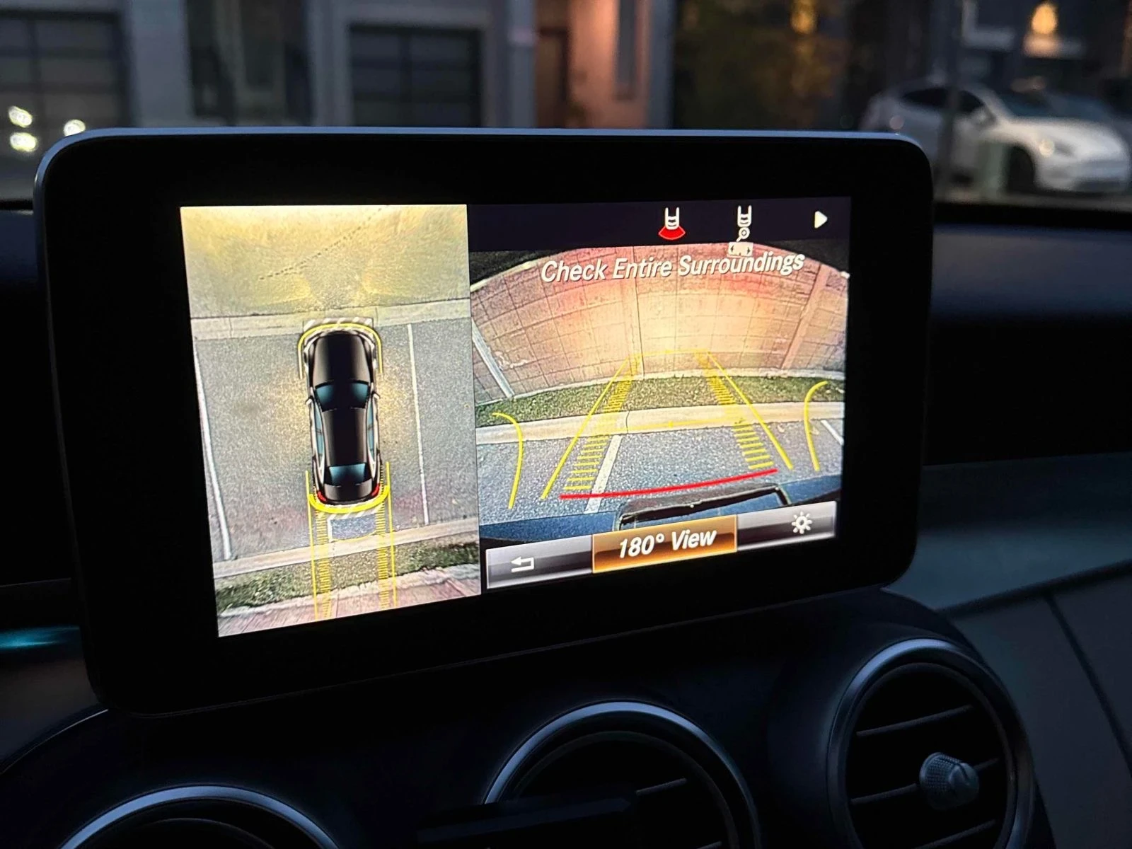 Mercedes-Benz C 300 AMG-line* Night-pkg* 4M* 360cam* Ambient* Пано* По - изображение 10