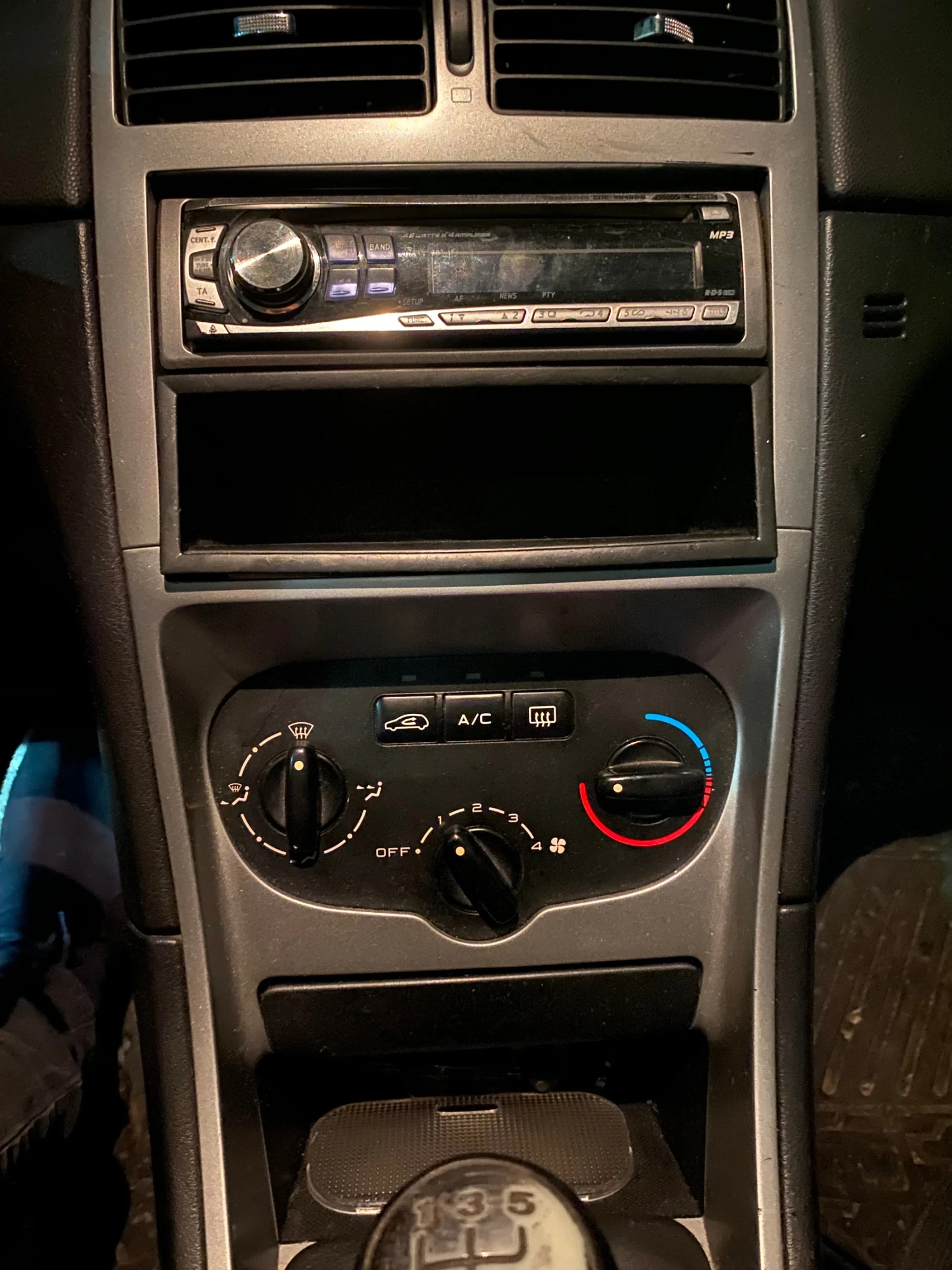 Peugeot 307 2.0HDI - изображение 6