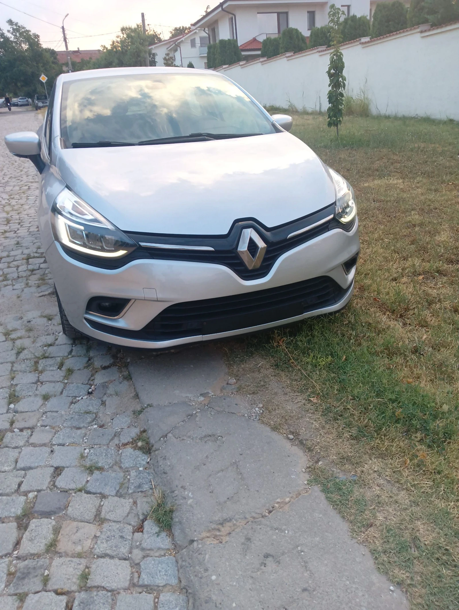 Renault Clio | Mobile.bg � ����������� 12