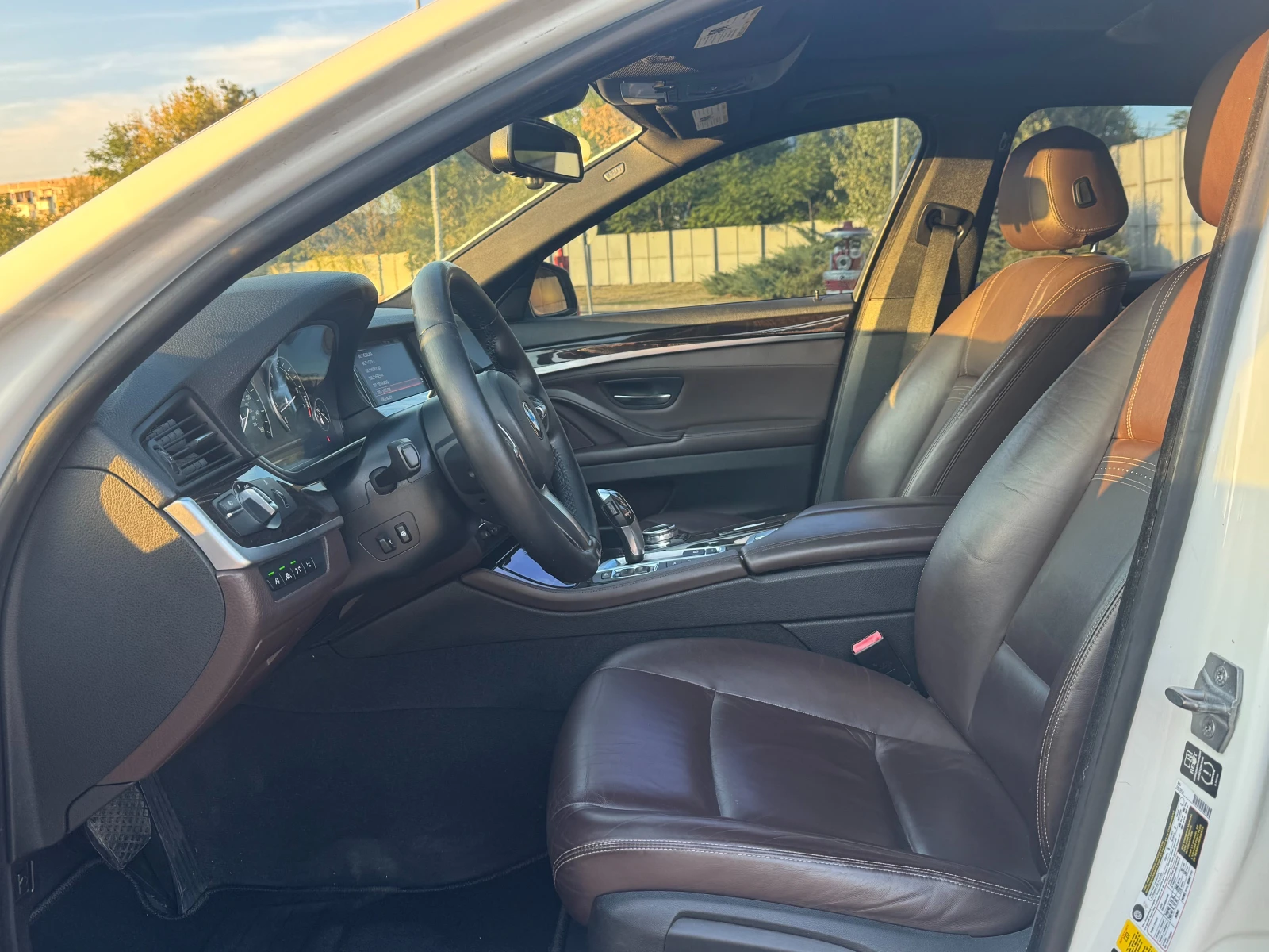 BMW 535 XDRIVE/M-PACK/КОЖА/ПОДГРЕВ/FULL/СЕРВИЗНА ИСТОРИЯ/ - изображение 7