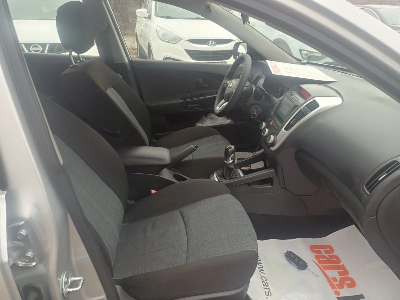 Kia Ceed 1.4 ��� ���� ������ | Mobile.bg � ����������� 8