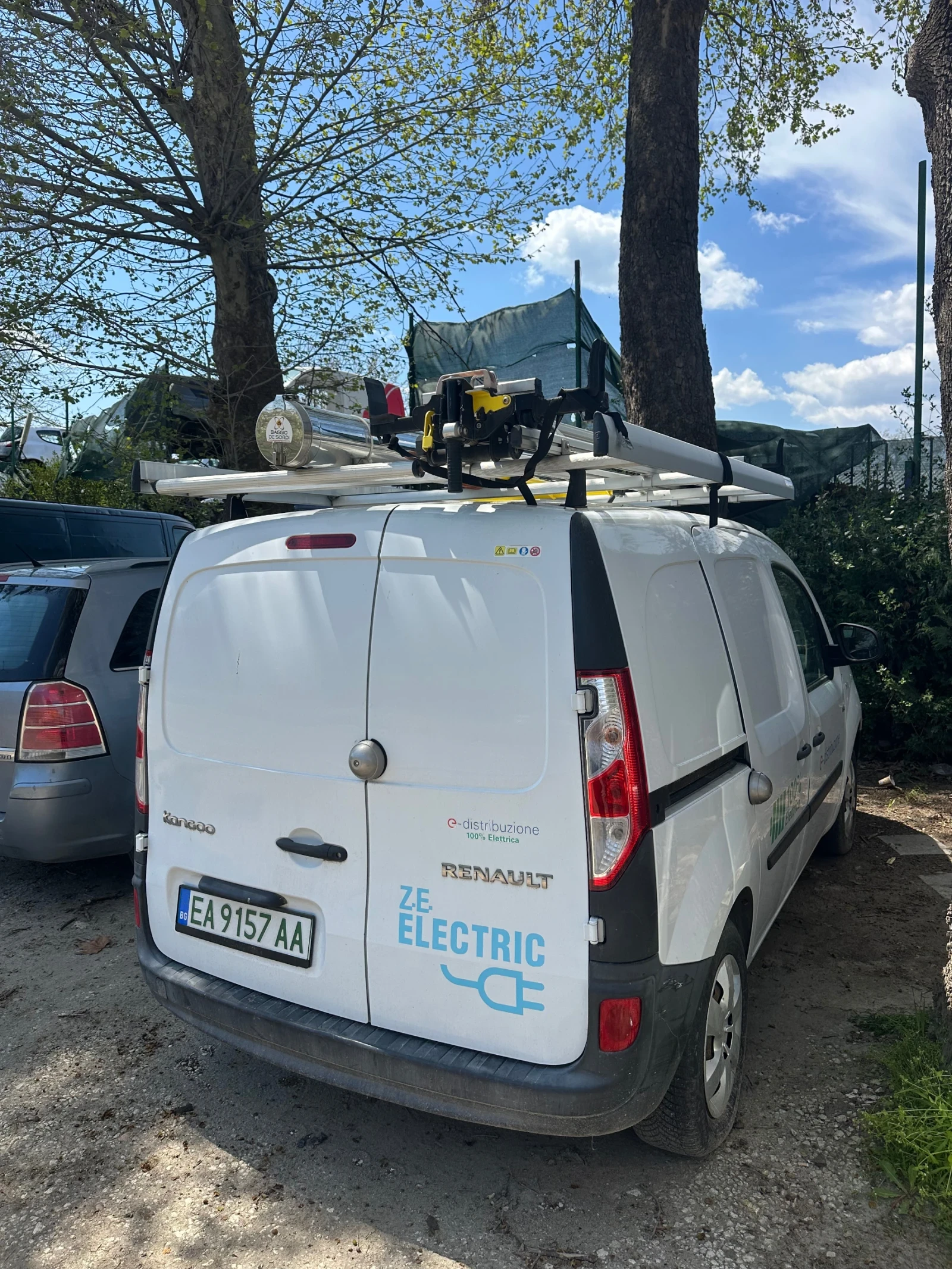 Renault Kangoo, снимка 2 - Автомобили и джипове - 54302191