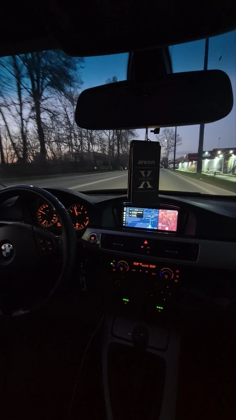 BMW 320, снимка 7 - Автомобили и джипове - 54360465