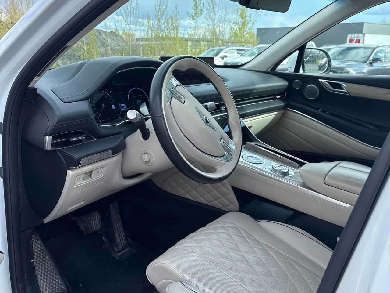 Genesis GV80 * 3.5T Prestige * OБУДХВНАЕ* МАСАЖ* ДИСТРОНИК* ПАН, снимка 5 - Автомобили и джипове - 54527827
