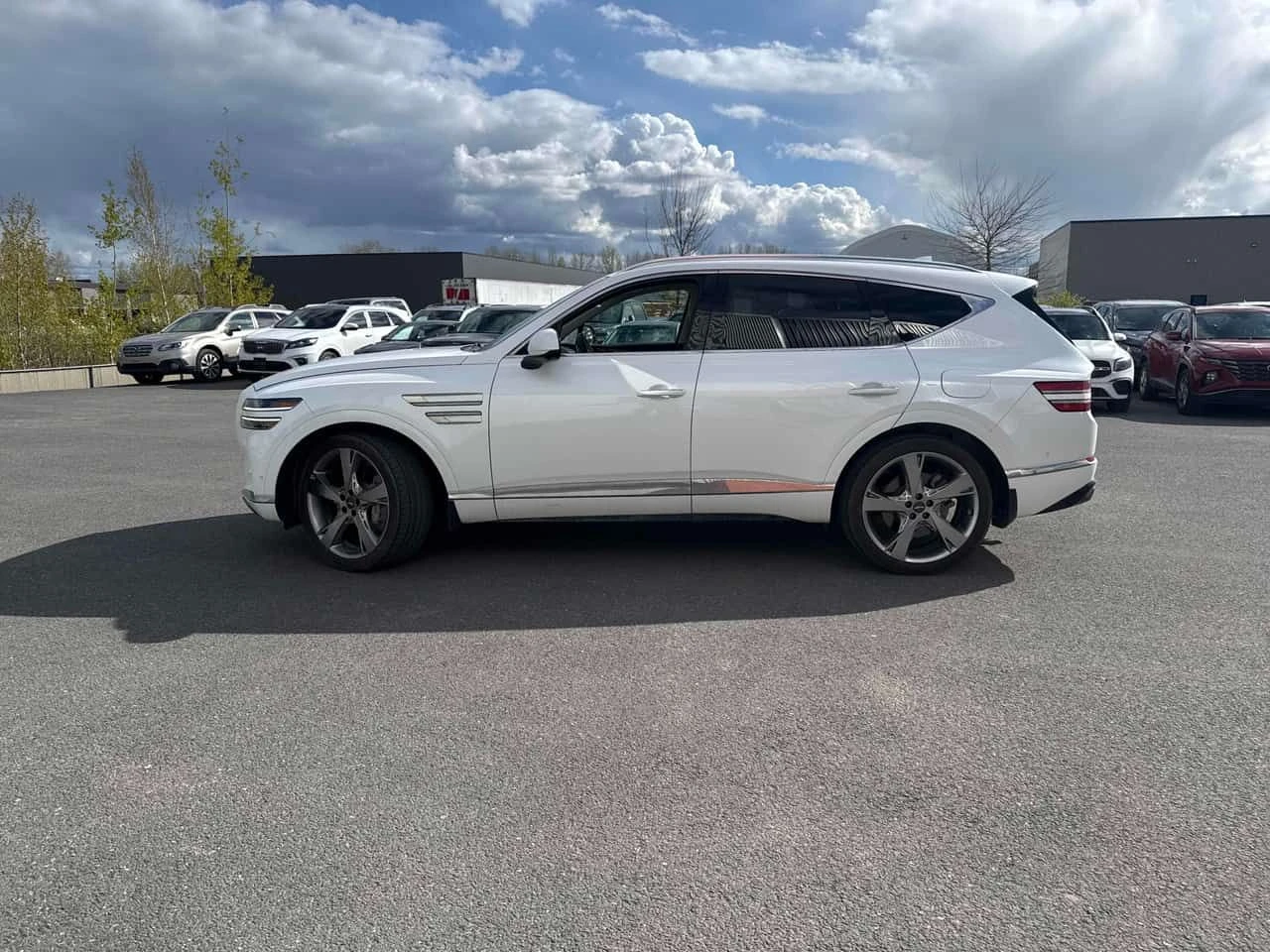 Genesis GV80 * 3.5T Prestige * OБУДХВНАЕ* МАСАЖ* ДИСТРОНИК* ПАН, снимка 2 - Автомобили и джипове - 54527827