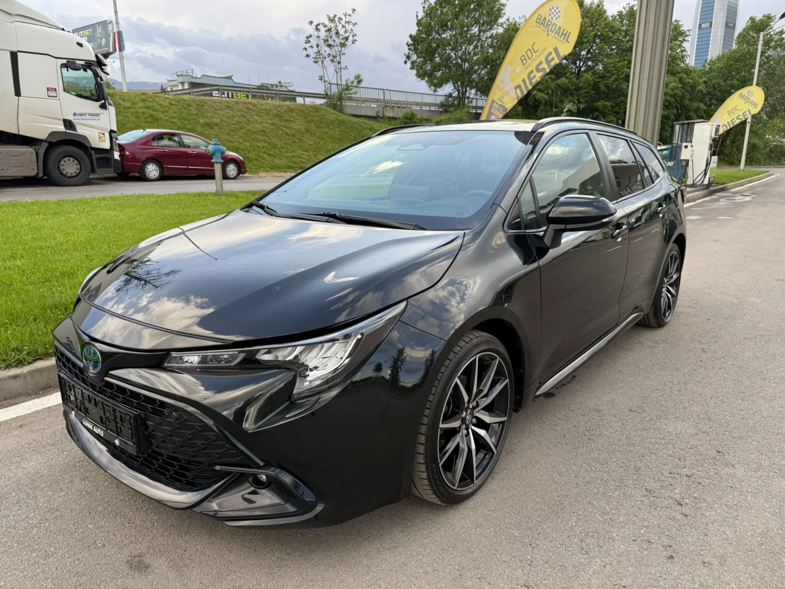 Toyota Corolla HYBRID