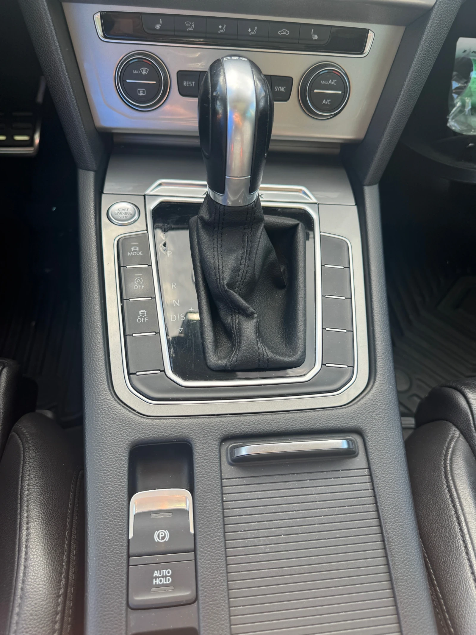 VW Alltrack 2.0TDI 190к.с. HIGHLINE 4MOTION , снимка 10 - Автомобили и джипове - 54730242