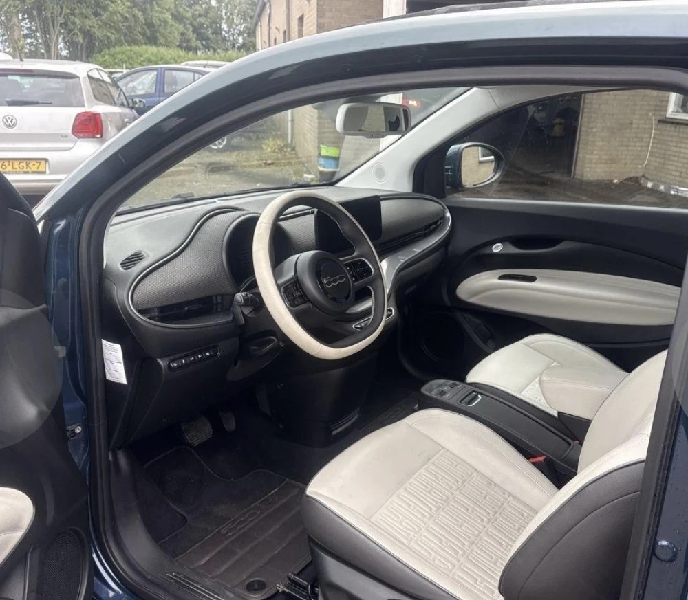 Fiat 500e Cabrio, 42 kw, снимка 11 - Автомобили и джипове - 54814294