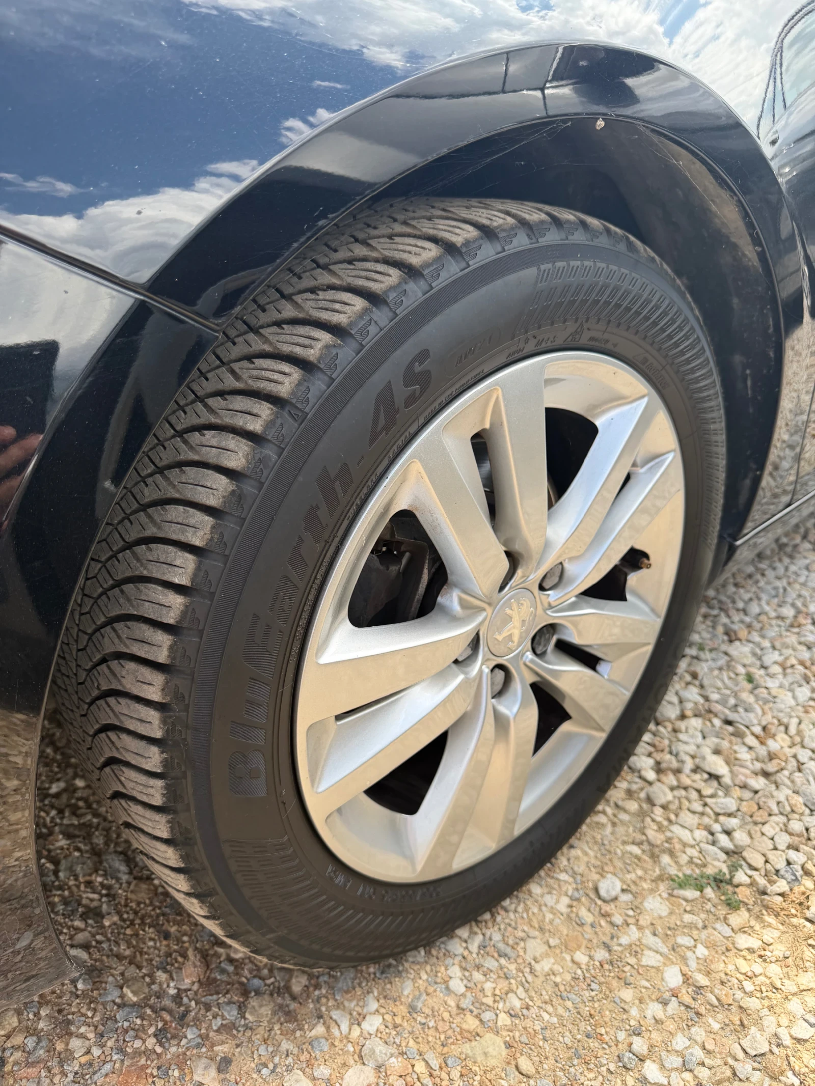 Peugeot 308 1.6HDI, снимка 16 - Автомобили и джипове - 54931744