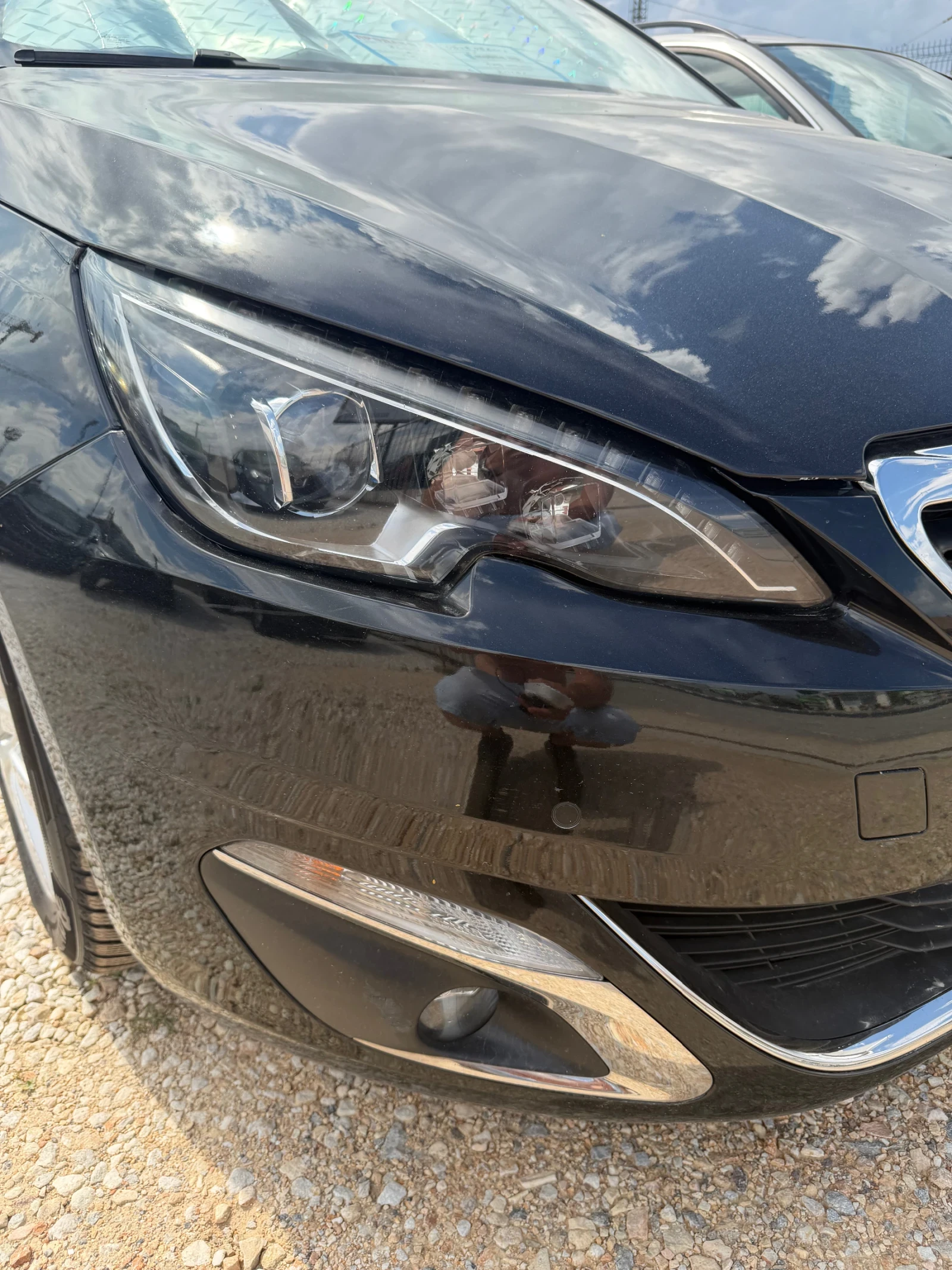 Peugeot 308 1.6HDI, снимка 15 - Автомобили и джипове - 54931744