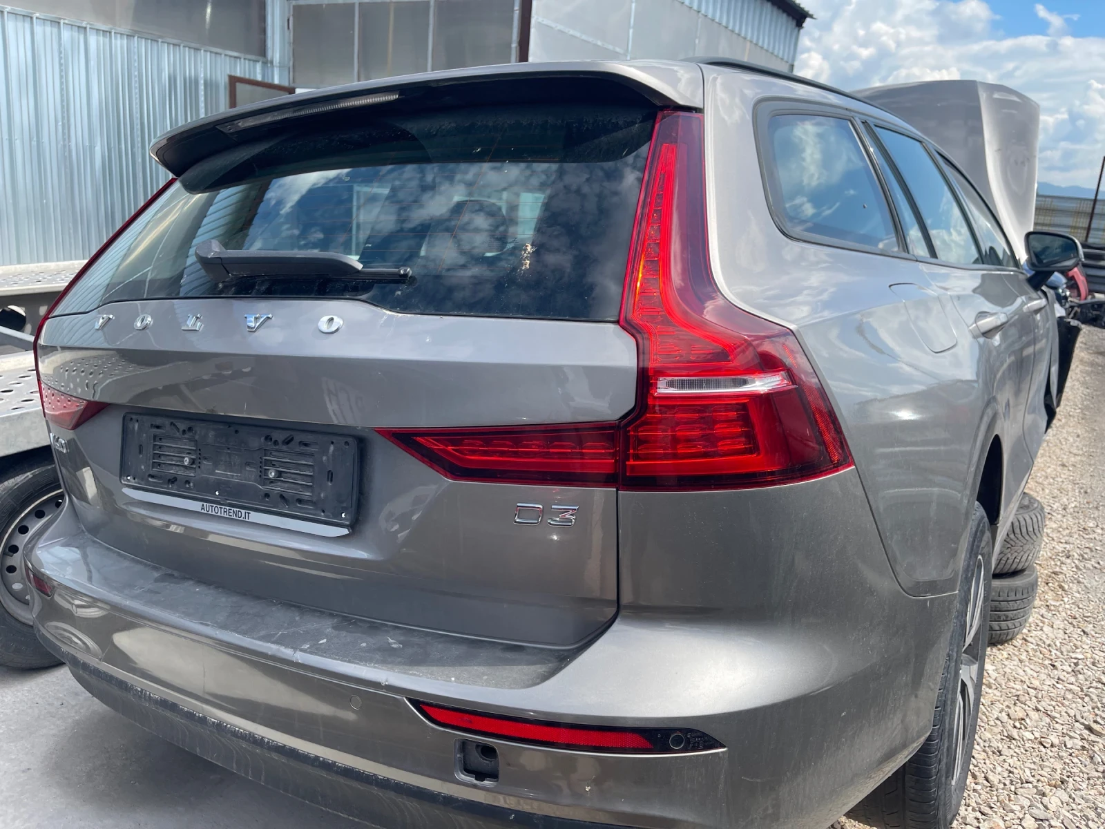 Volvo V60 2.0d Италия , снимка 8 - Автомобили и джипове - 55269929