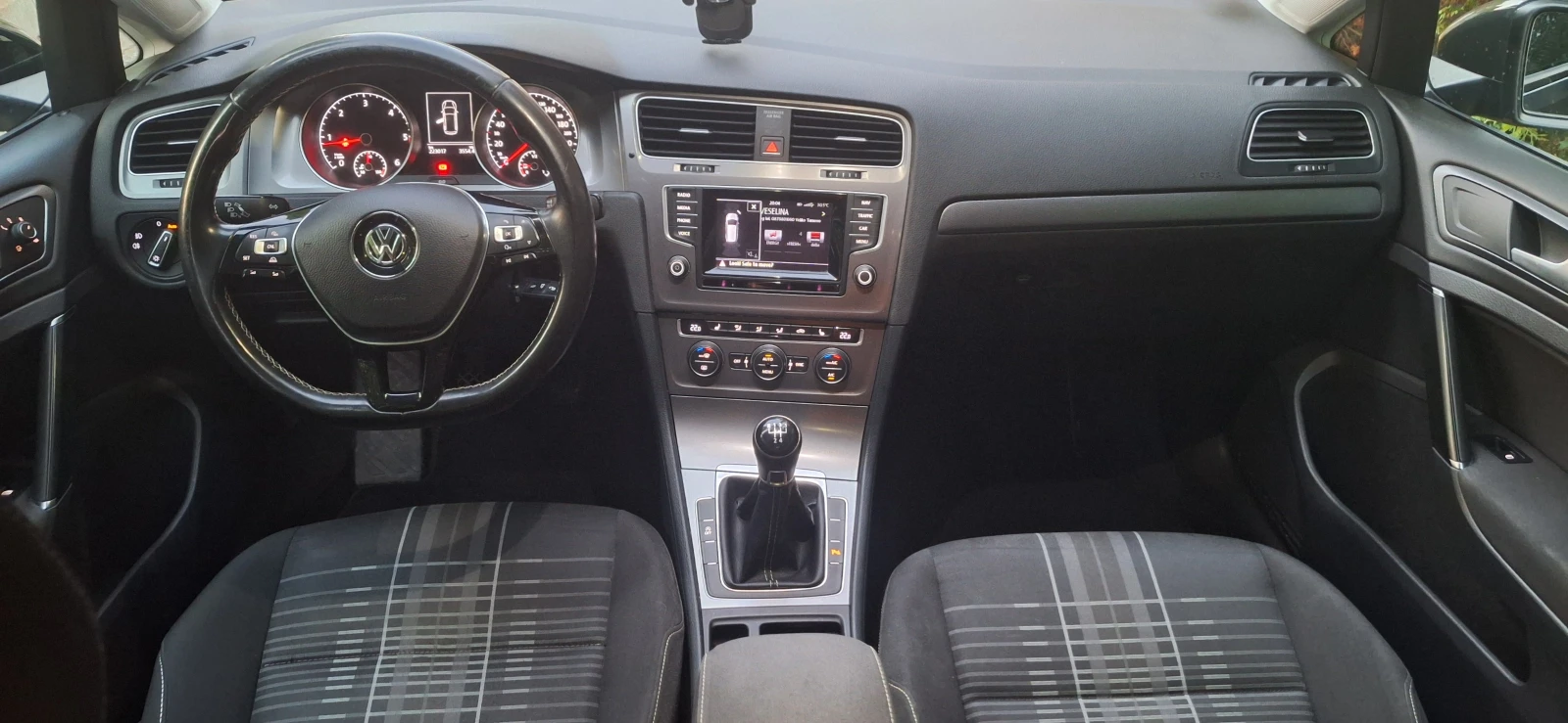 VW Golf 1.6TDI/110kFACE, снимка 9 - Автомобили и джипове - 55772531
