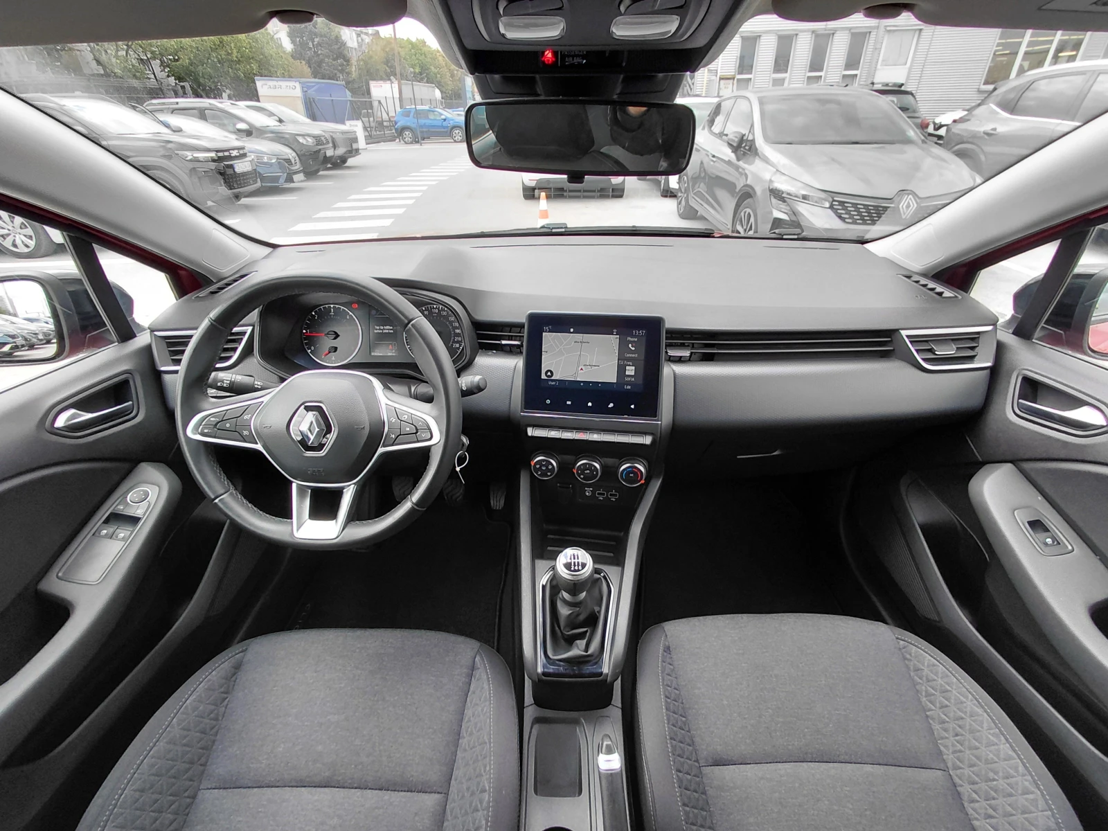 Renault Clio 1.5 dCi/100к.с/Equilibre, снимка 8 - Автомобили и джипове - 56271286