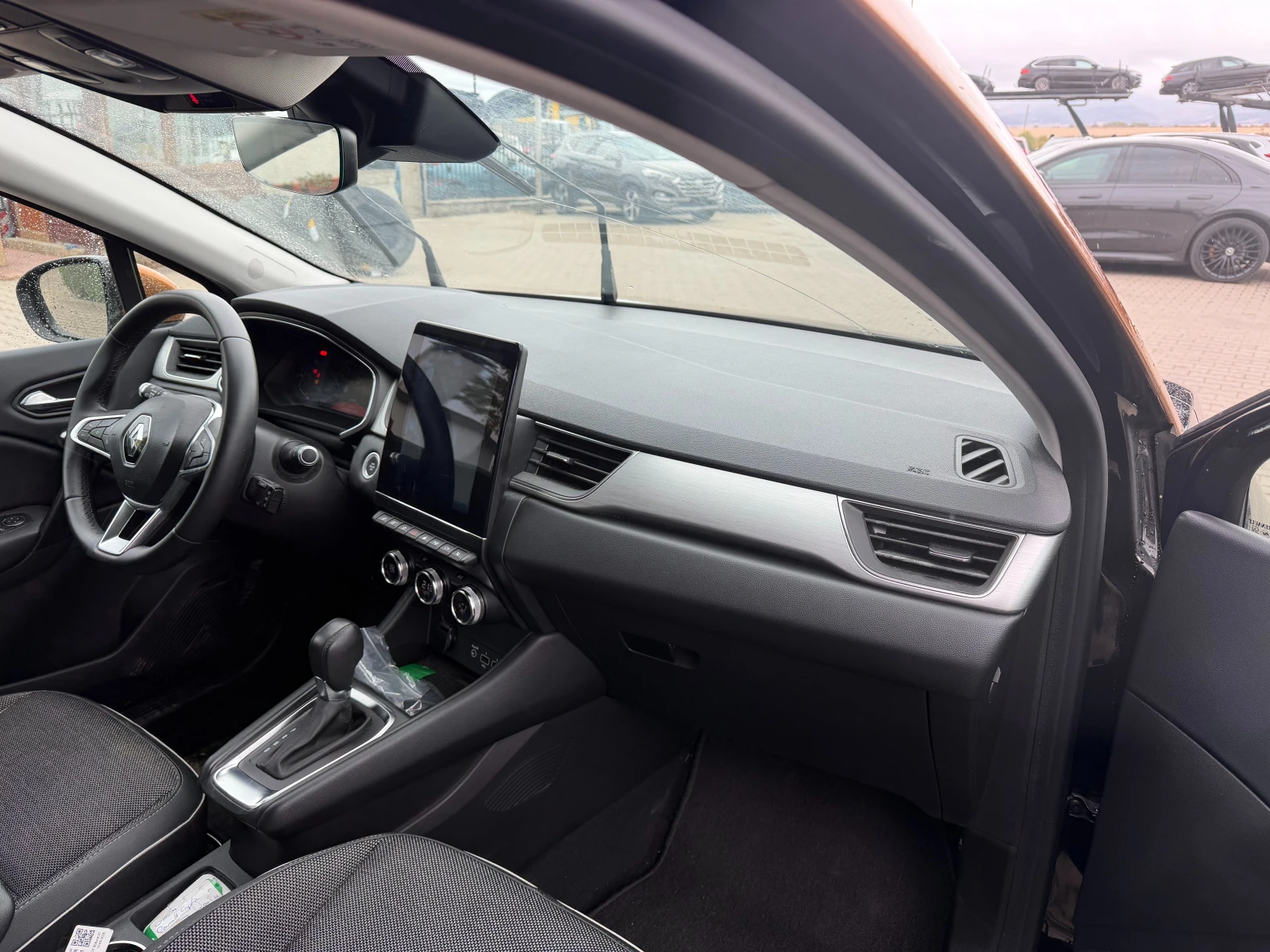 Renault Captur 1.3TCe AVTOMAT/NAVI/KOJA/KAMERA EURO 6 | Mobile.bg � ����������� 11