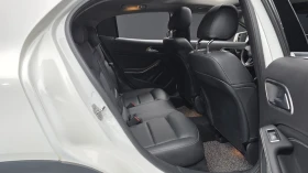 Mercedes-Benz GLA 220 ЛЮК* ЕЛ. БАГАЖНИК* BLIND SPOT* КРАЙНА ЦЕНА, снимка 11
