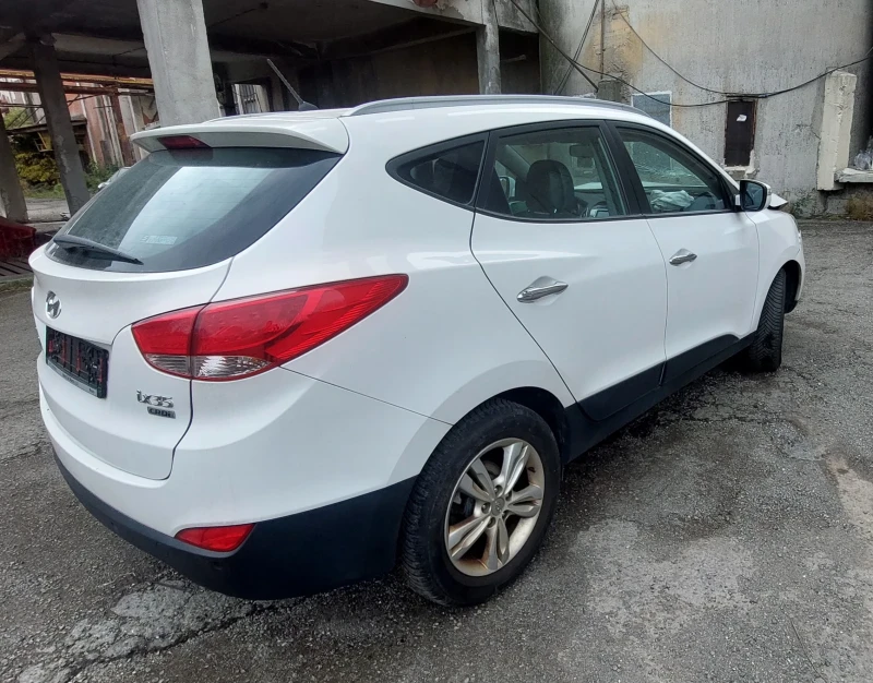 Hyundai IX35 1.7 dizel , снимка 4 - Автомобили и джипове - 47999173