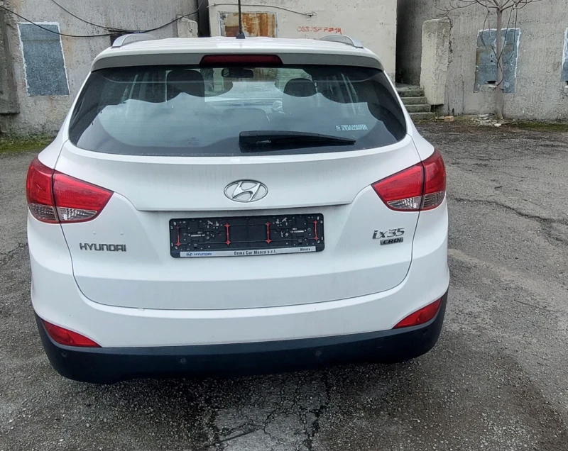 Hyundai IX35 1.7 dizel , снимка 5 - Автомобили и джипове - 47999173