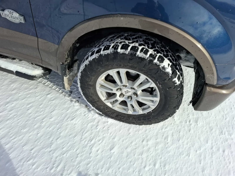 Ford F150 * 4WD SuperCrew 145" King Ranch * CARFAX * ЦЕН, снимка 6 - Автомобили и джипове - 52839550