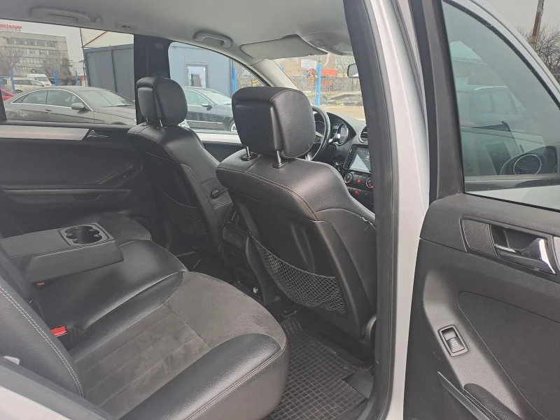 Mercedes-Benz ML 320 CDI, 4 MATIC, НА ПРУЖИНИ, снимка 12 - Автомобили и джипове - 53122885