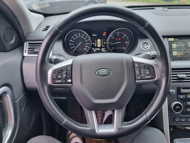 Land Rover Discovery Sport Sport 2.0 Td4 Hse Luxury, снимка 10 - Автомобили и джипове - 55749793