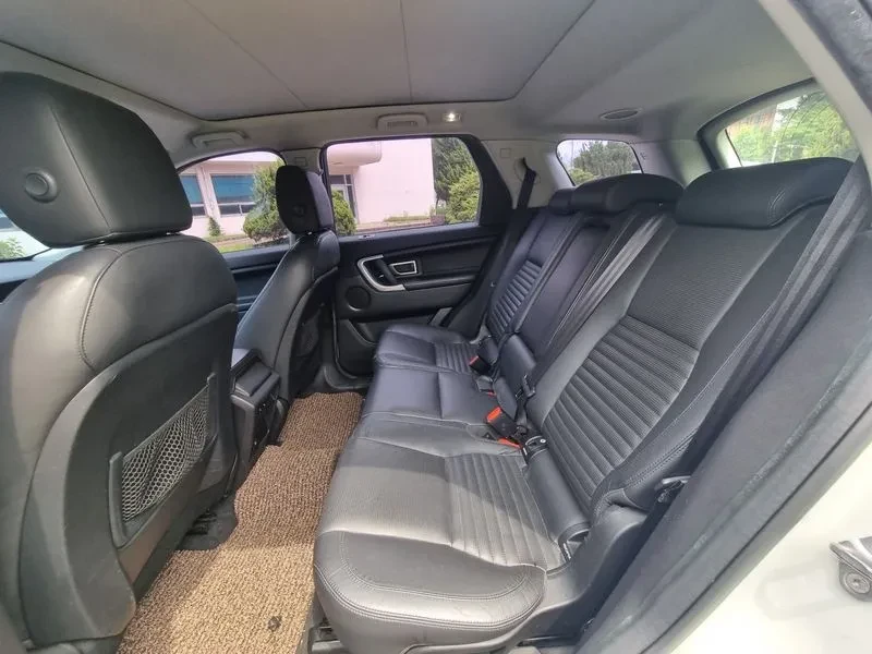 Land Rover Discovery Sport Sport 2.0 Td4 Hse Luxury, снимка 13 - Автомобили и джипове - 55749793
