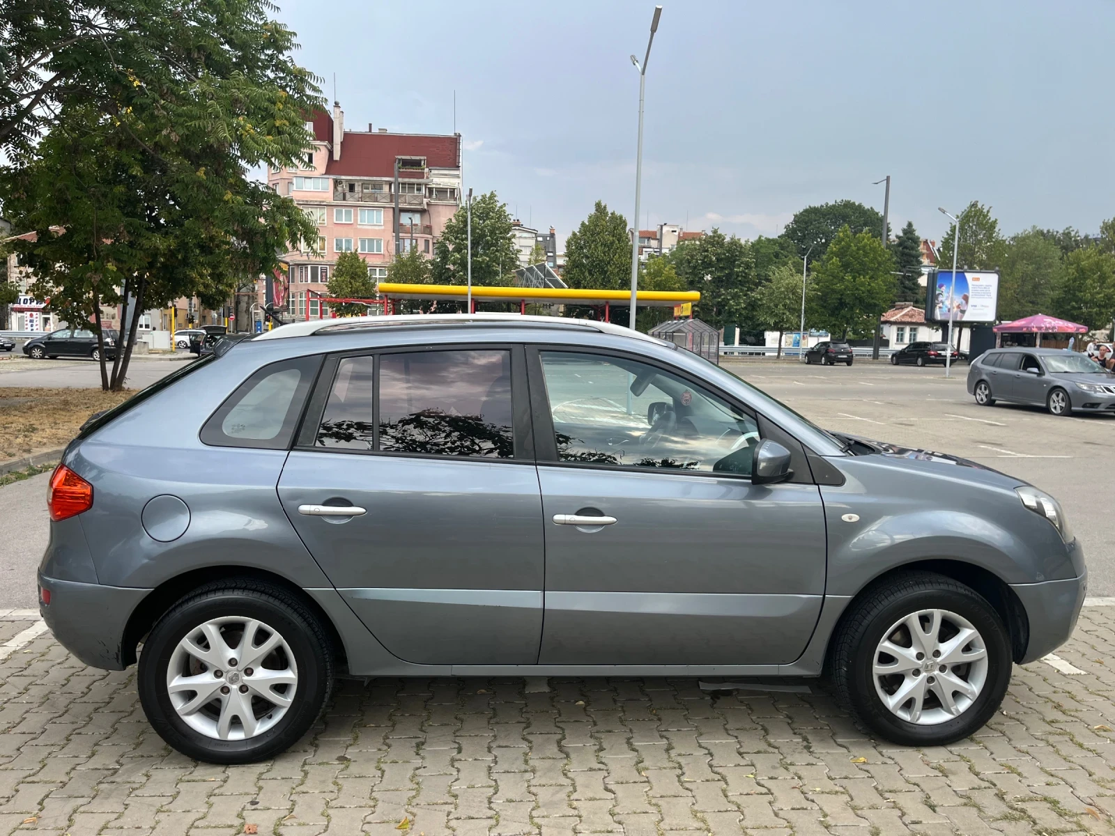 Renault Koleos 2.0 dci 4x4 - изображение 4