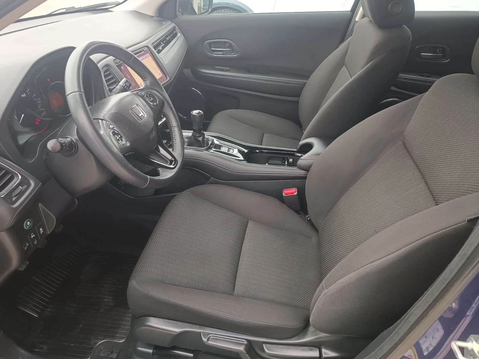 Honda Hr-v 1.5i - изображение 8