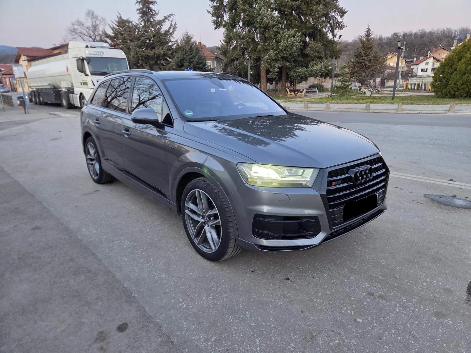 Audi Q7 S line* Лизинг* 21' джанти* , снимка 3 - Автомобили и джипове - 53749206