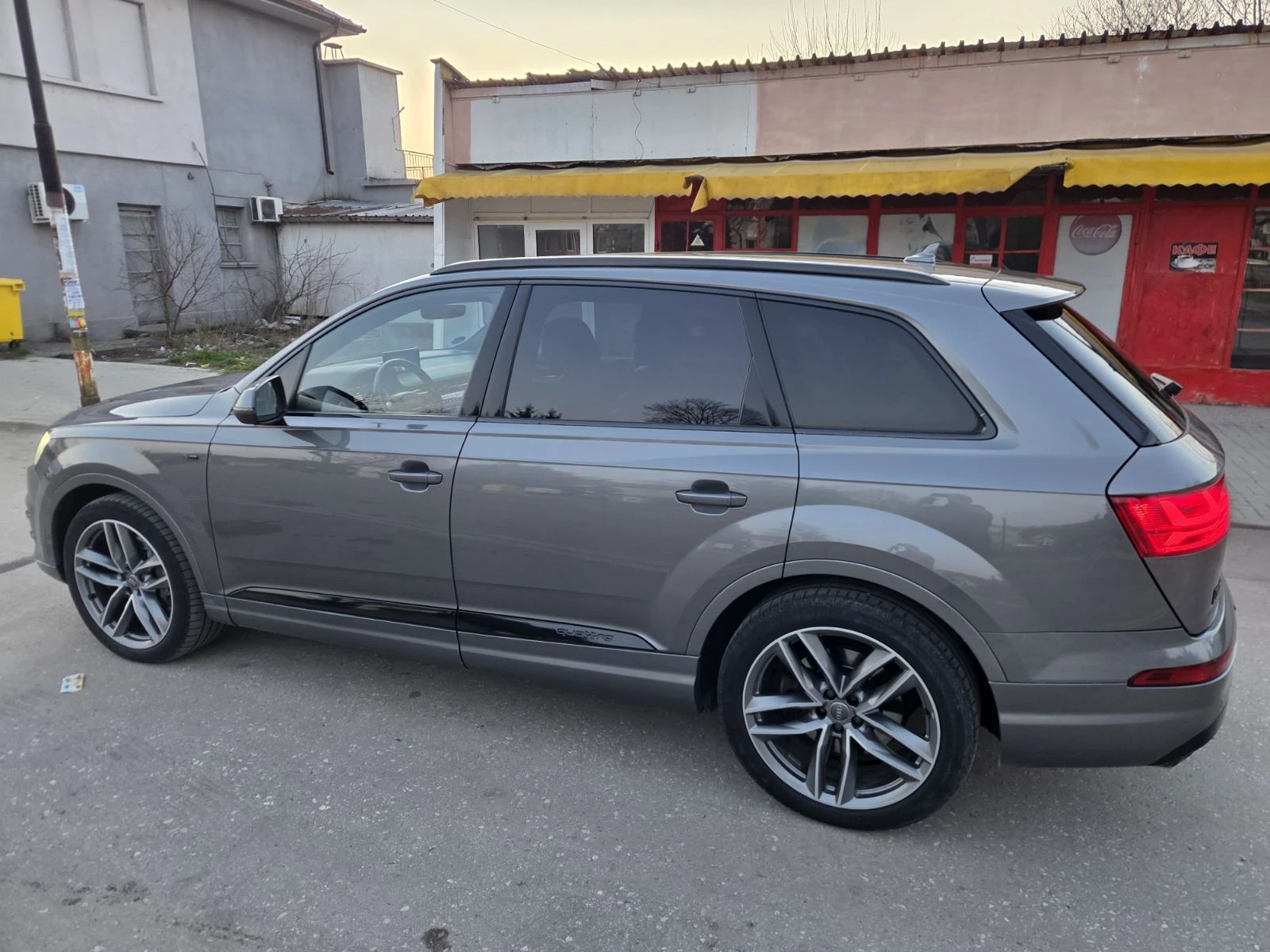 Audi Q7 S line* Лизинг* 21' джанти* , снимка 5 - Автомобили и джипове - 53749206