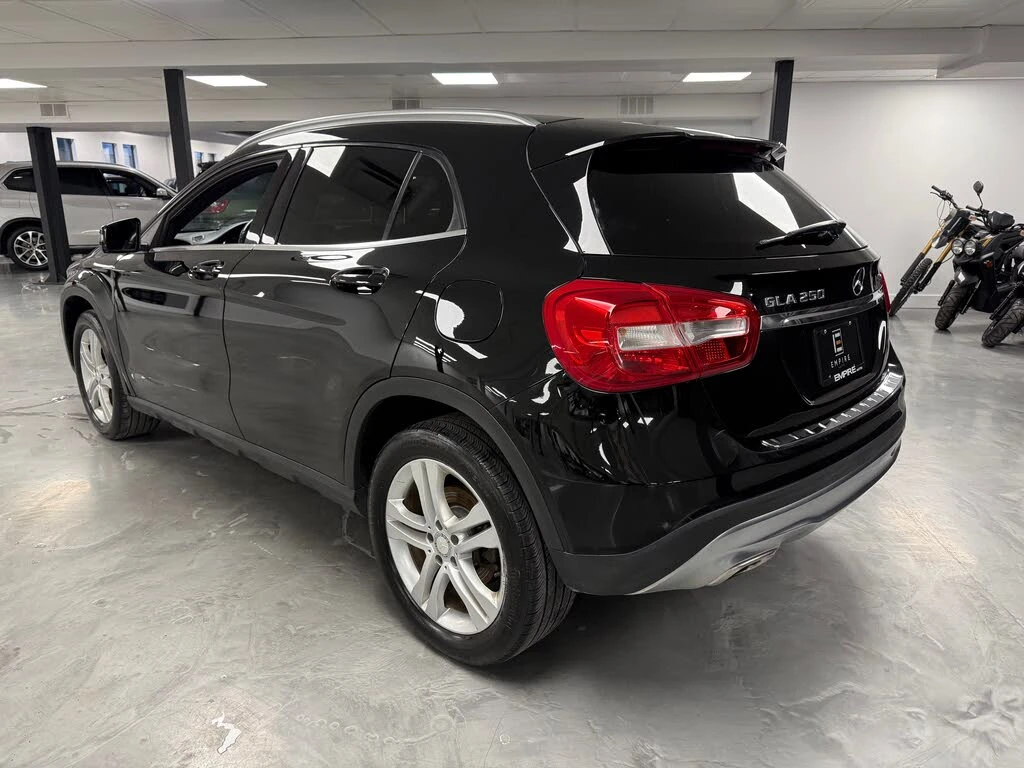 Mercedes-Benz GLA 250 4Matic* АвтоКредит* (ЦЕНА ДО БГ), снимка 3 - Автомобили и джипове - 53914218