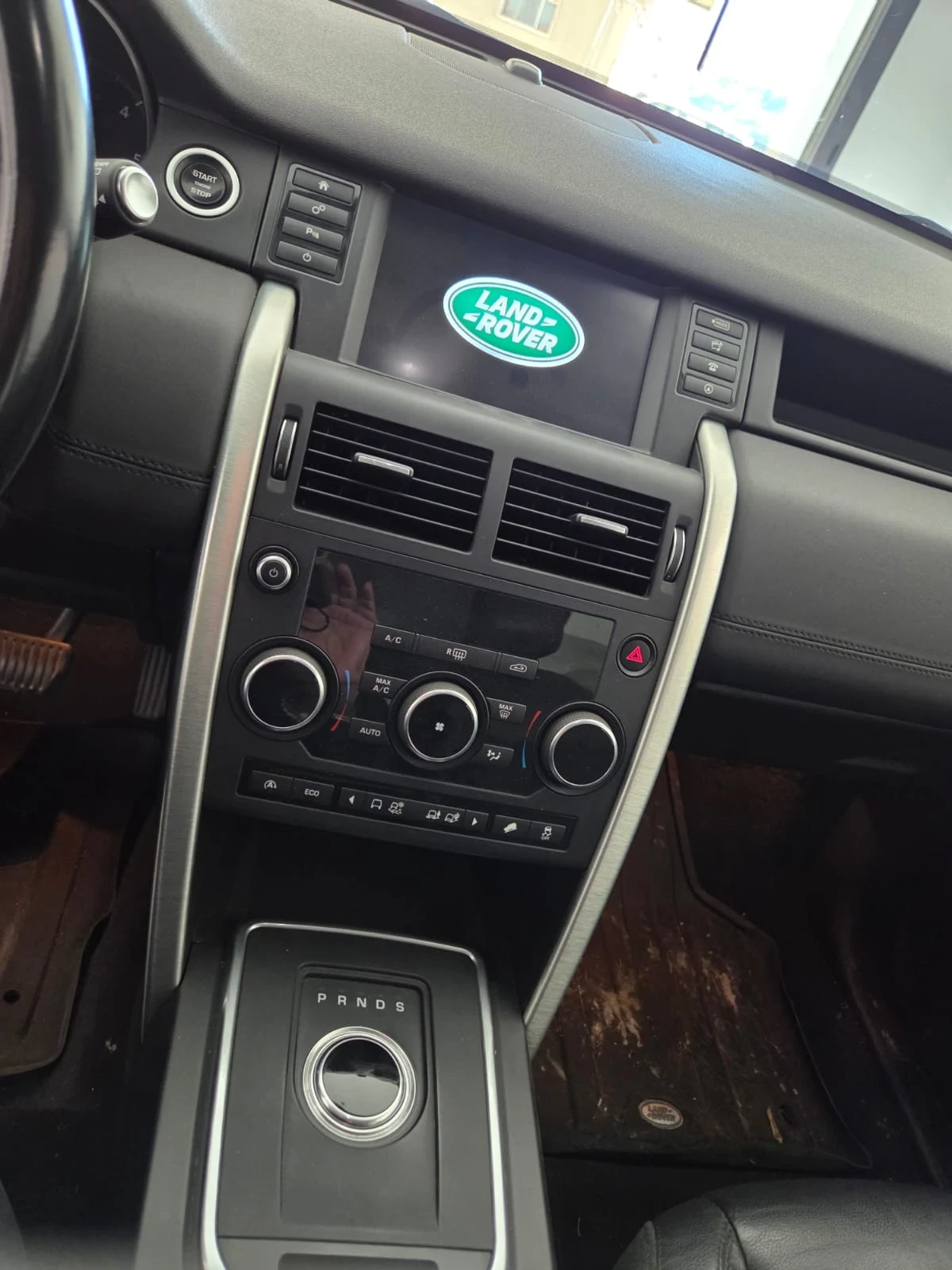 Land Rover Discovery Sport 2.0 TD4 Auto Business Ed. Premium SE, снимка 6 - Автомобили и джипове - 53976238