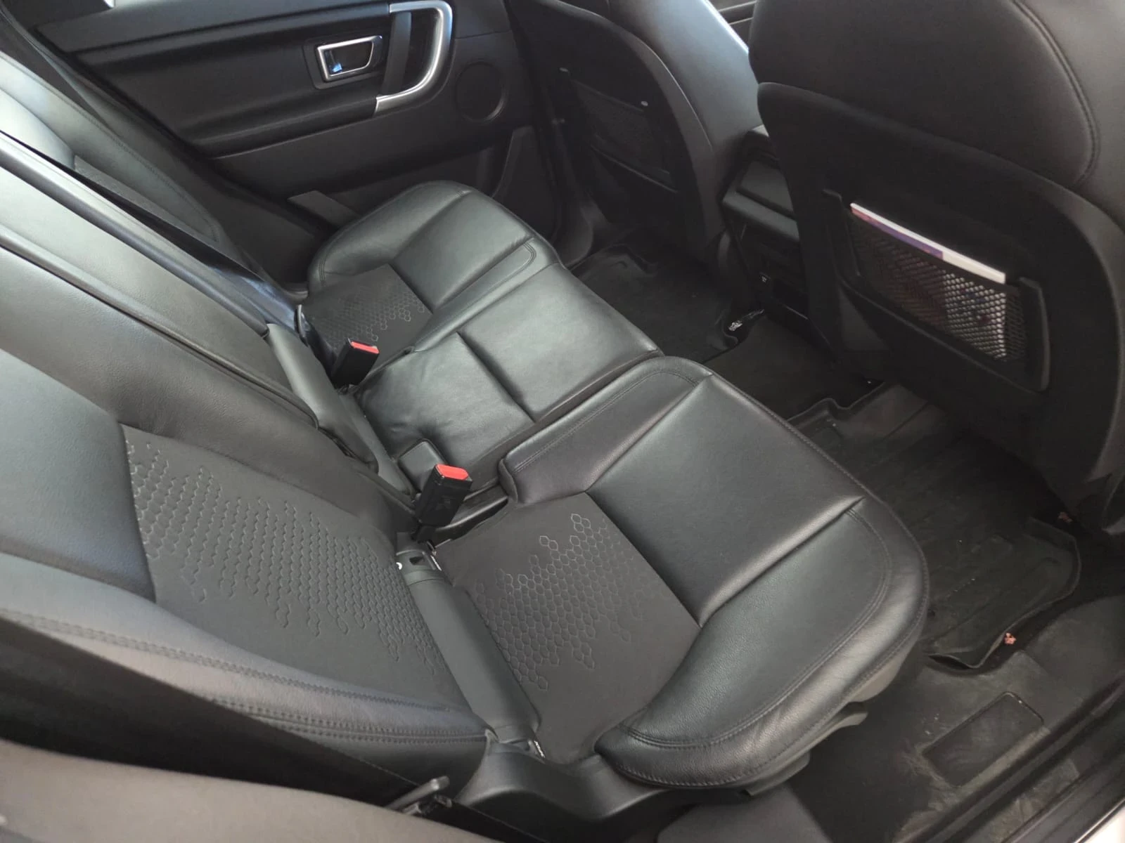 Land Rover Discovery Sport 2.0 TD4 Auto Business Ed. Premium SE, снимка 9 - Автомобили и джипове - 53976238