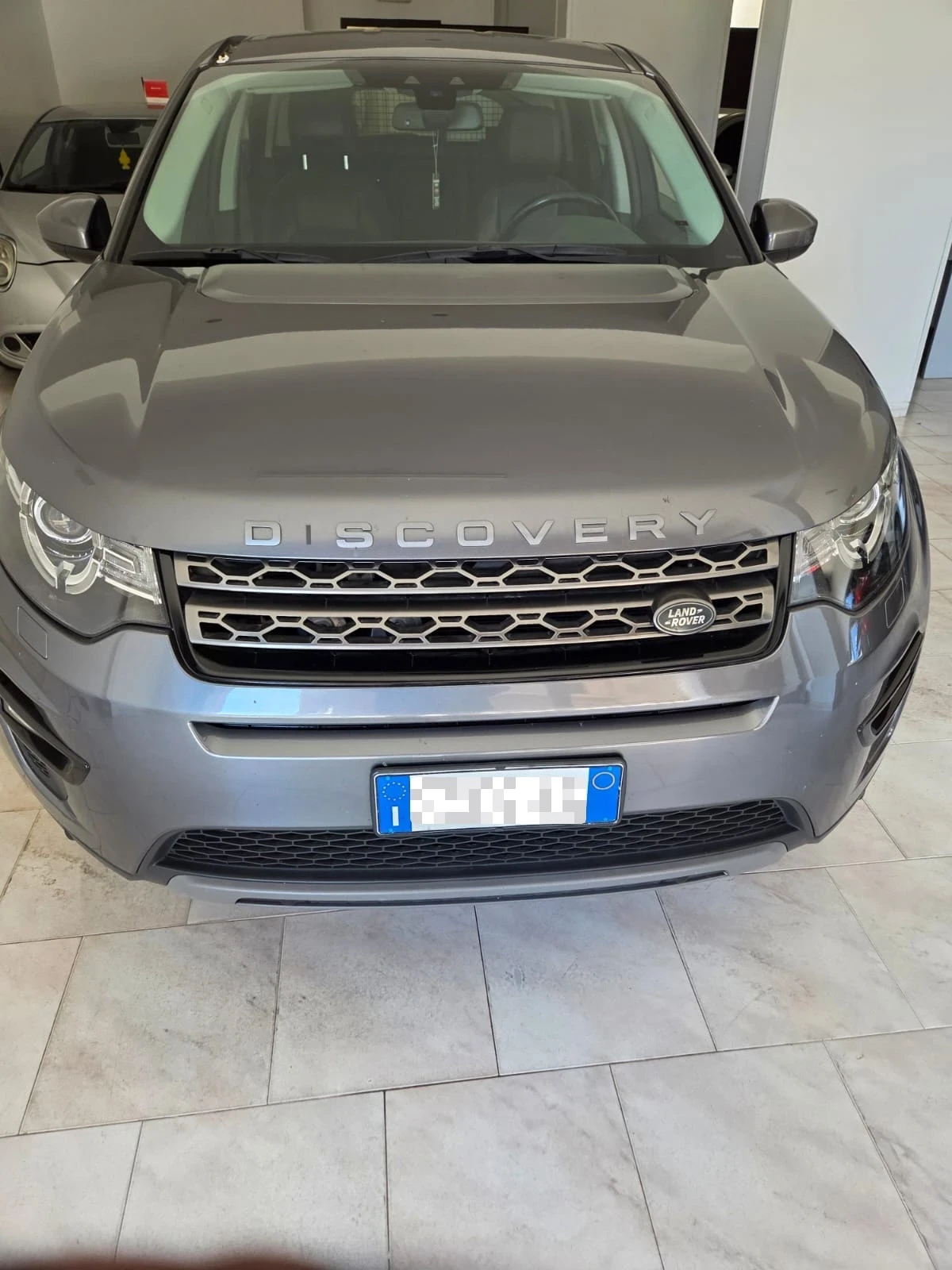 Land Rover Discovery Sport 2.0 TD4 Auto Business Ed. Premium SE | Auto.bg — изображение 1