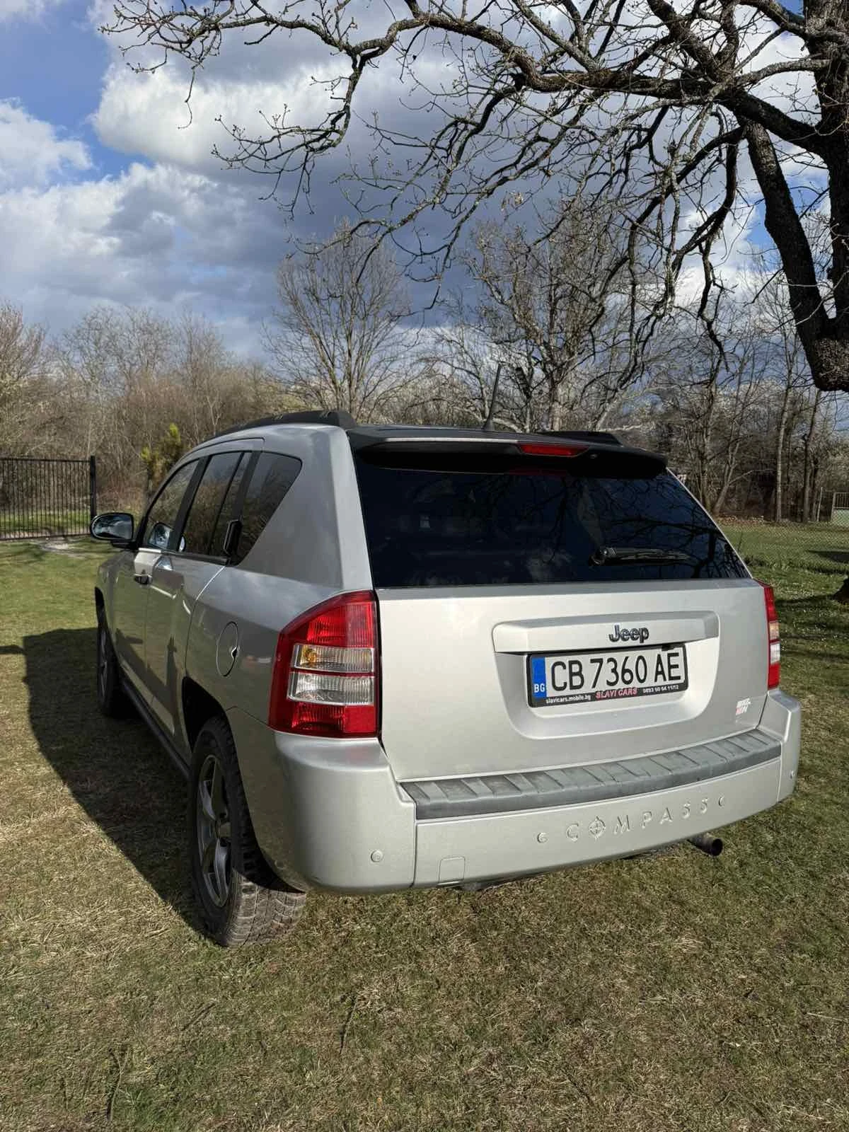 Jeep Compass, снимка 2 - Автомобили и джипове - 54151777