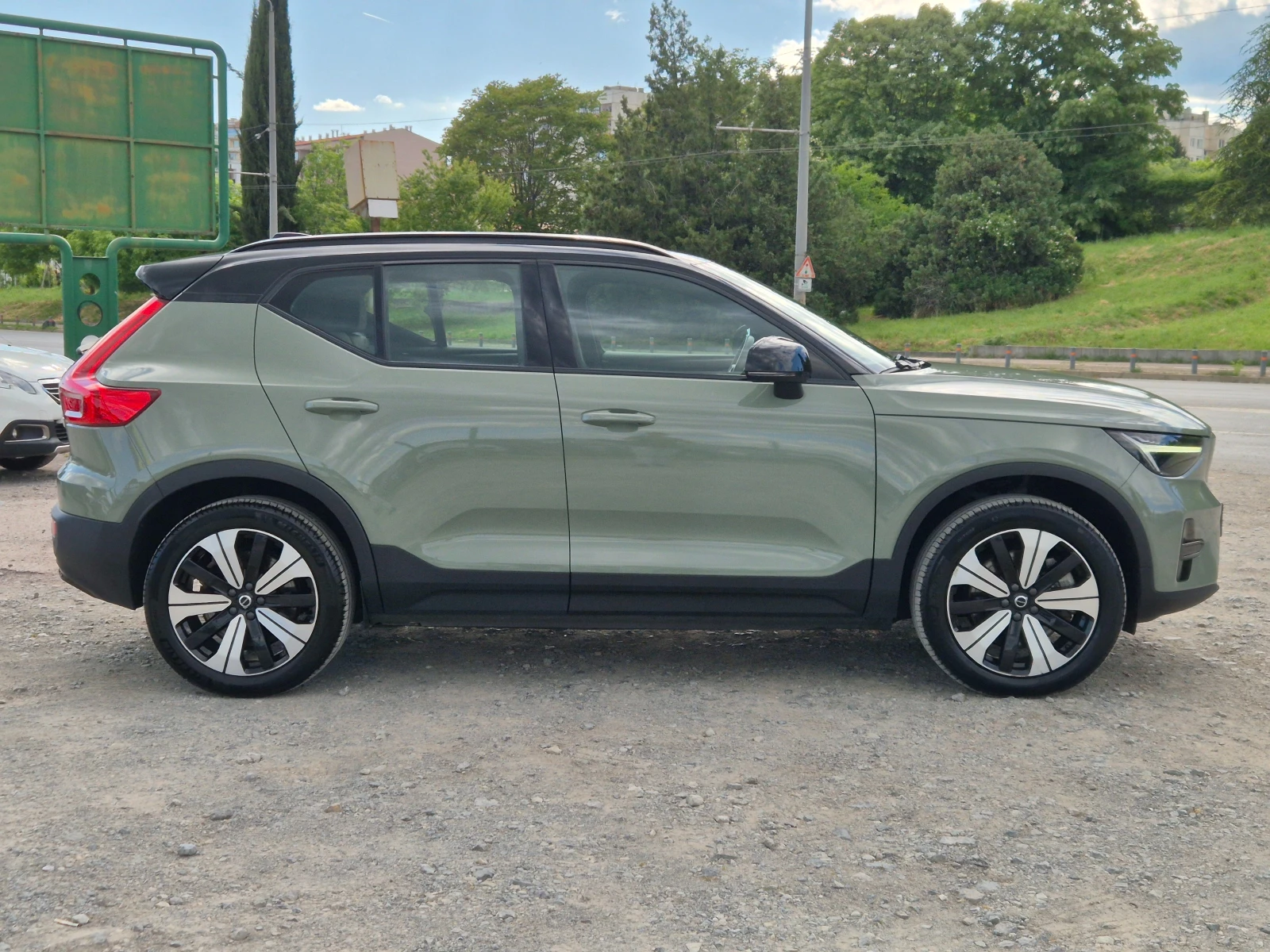 Volvo XC40 Recharge Twin AWD 408PS (78kWh), снимка 6 - Автомобили и джипове - 54605962