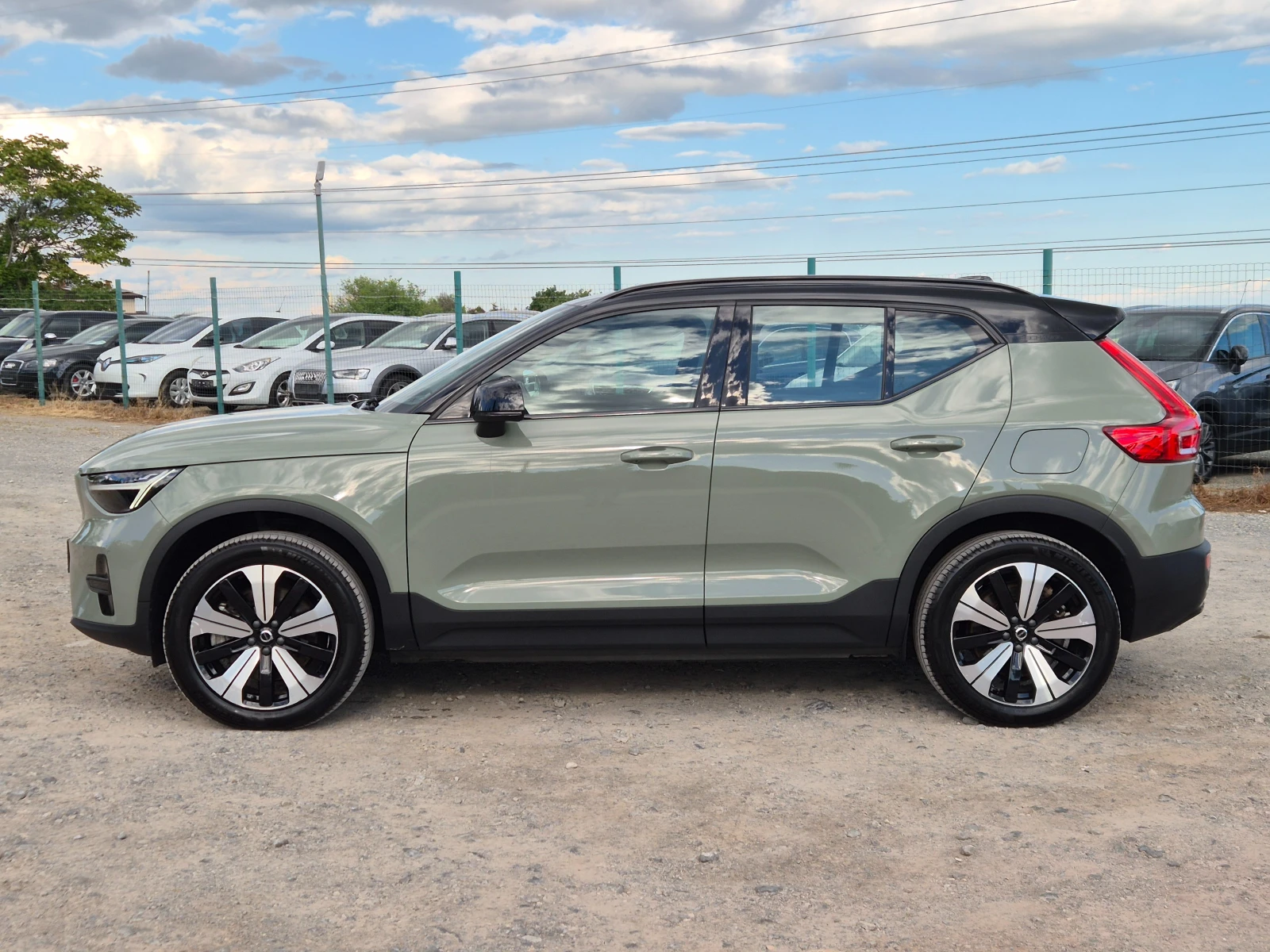 Volvo XC40 Recharge Twin AWD 408PS (78kWh), снимка 2 - Автомобили и джипове - 54605962
