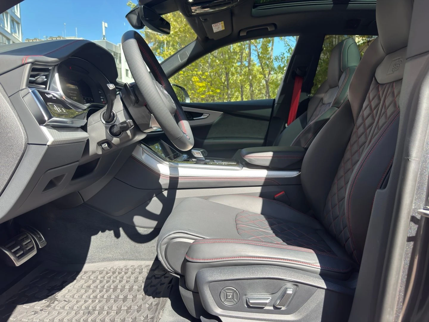Audi SQ8 | Mobile.bg � ����������� 8