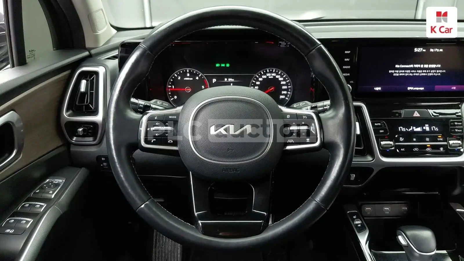 Kia Sorento 2.2 4х4| КАМЕРА| DISTRONIC| ОБДУХ| ВКЛ.ТЕХНОТЕСТ, снимка 4 - Автомобили и джипове - 54845851