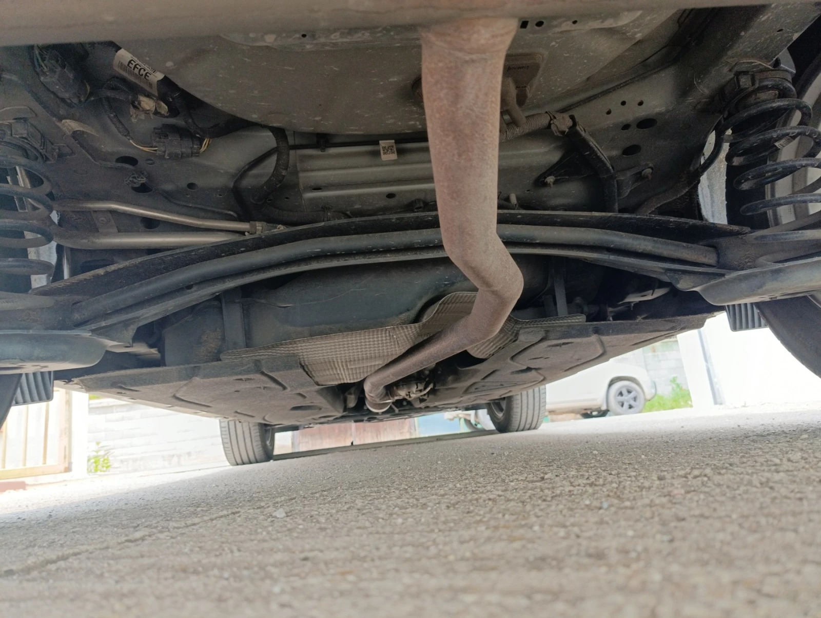 Ford Kuga 2.5 FHEV, FLEXIFUEL, снимка 8 - Автомобили и джипове - 54934257