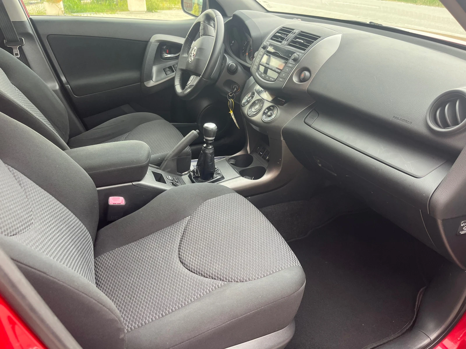 Toyota Rav4 2.0VVT-I 4X4, снимка 7 - Автомобили и джипове - 55142335