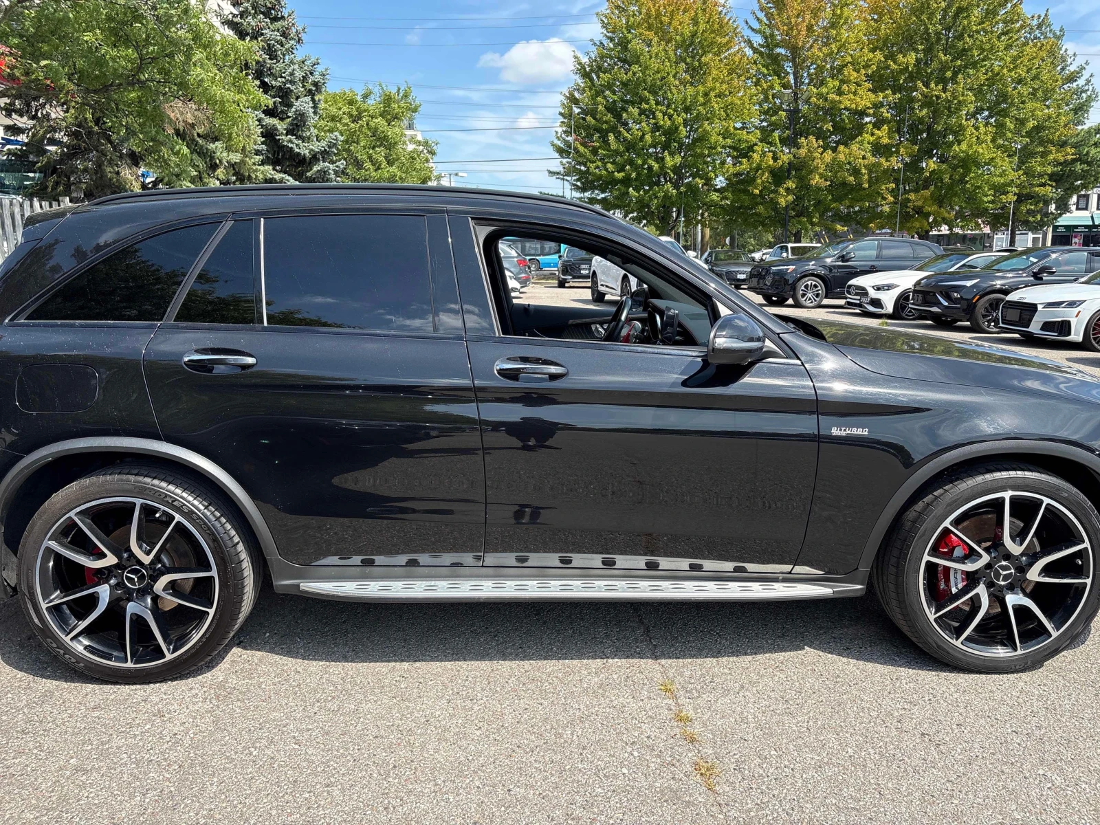 Mercedes-Benz GLC 43 AMG / BURMESTER / 360 / CARFAX / АВТОКРЕДИТ, снимка 3 - Автомобили и джипове - 55858553