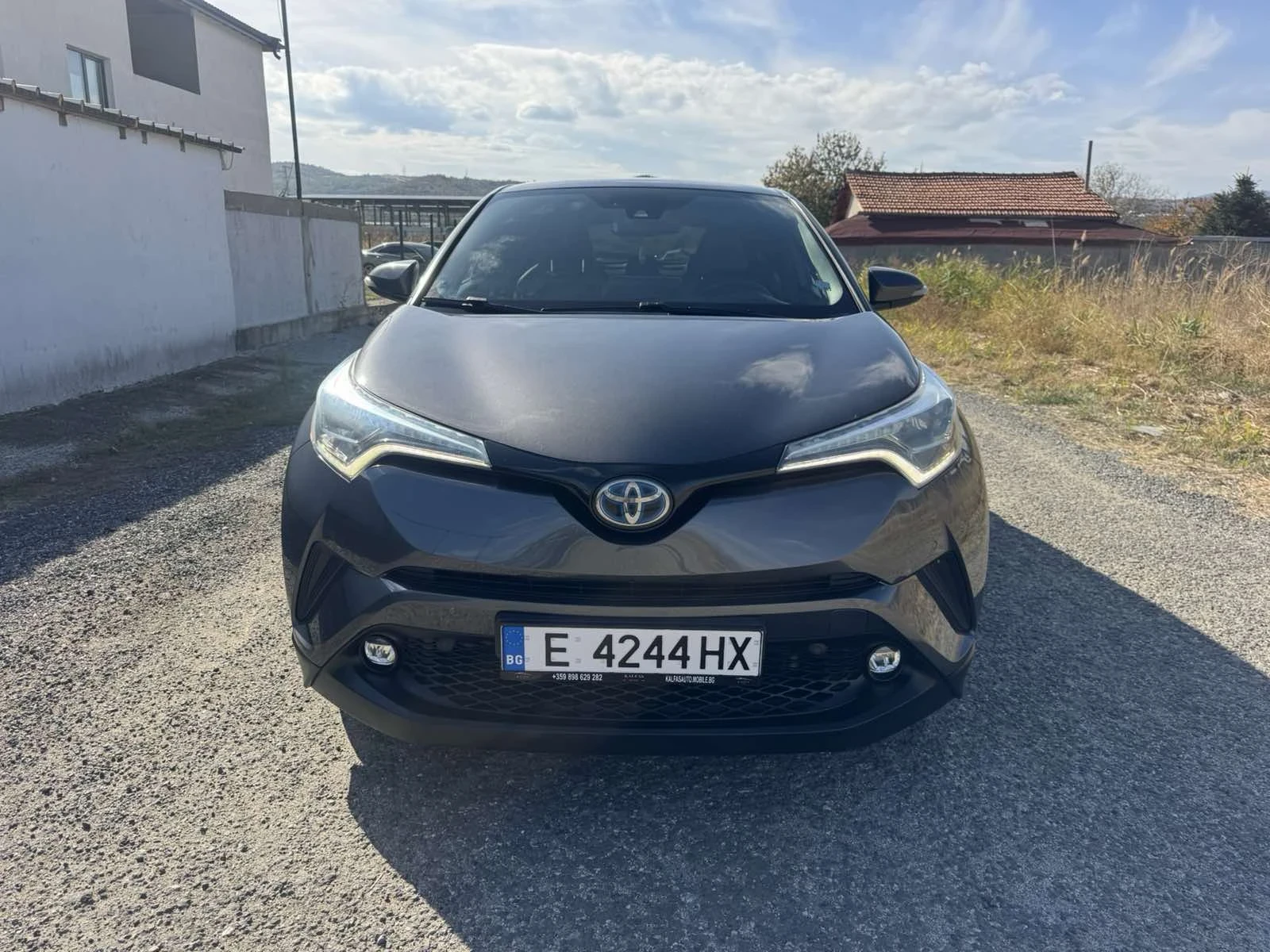 Toyota C-HR, снимка 2 - Автомобили и джипове - 56621076
