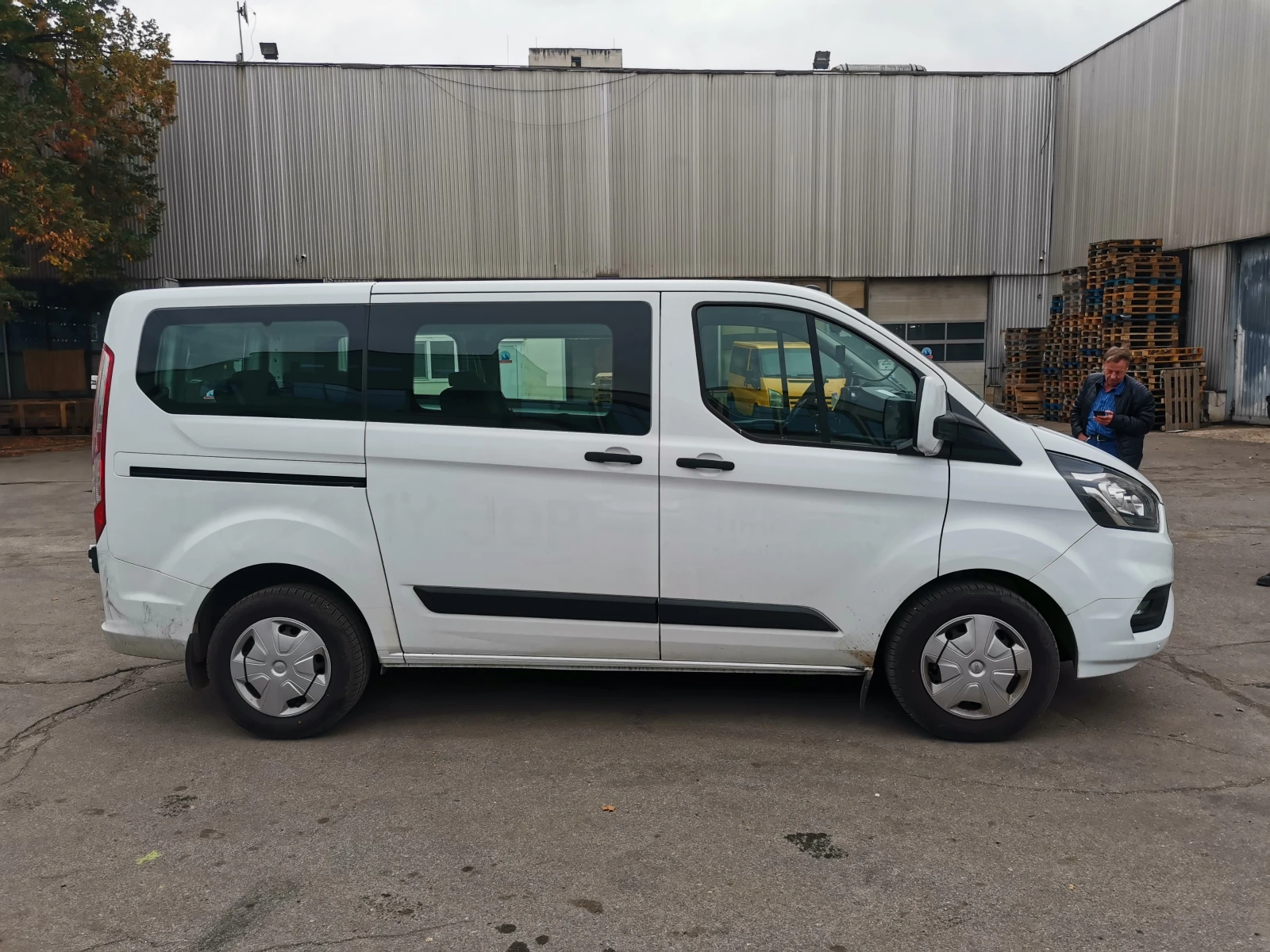 Ford Transit Custom 8+ 1, снимка 5 - Бусове и автобуси - 56680587